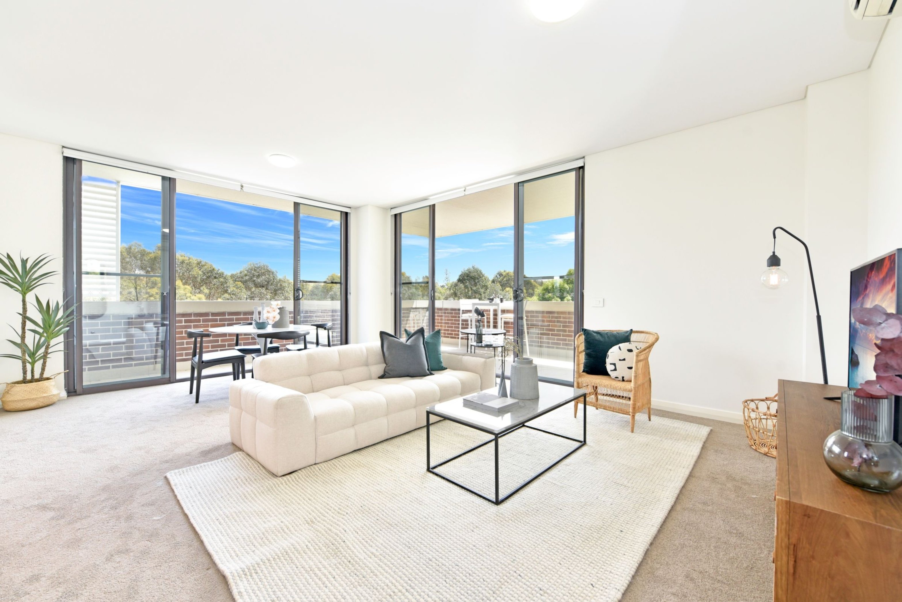 412/27 Hill Road, Wentworth Point Sold by Chidiac Realty - image 1