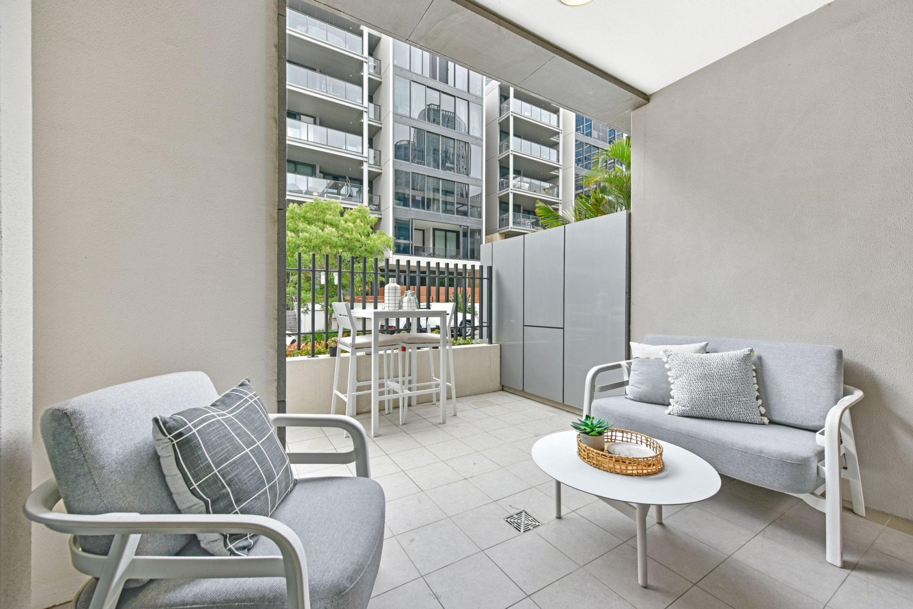 202/2 Park Street North, Wentworth Point Sold by Chidiac Realty - image 3