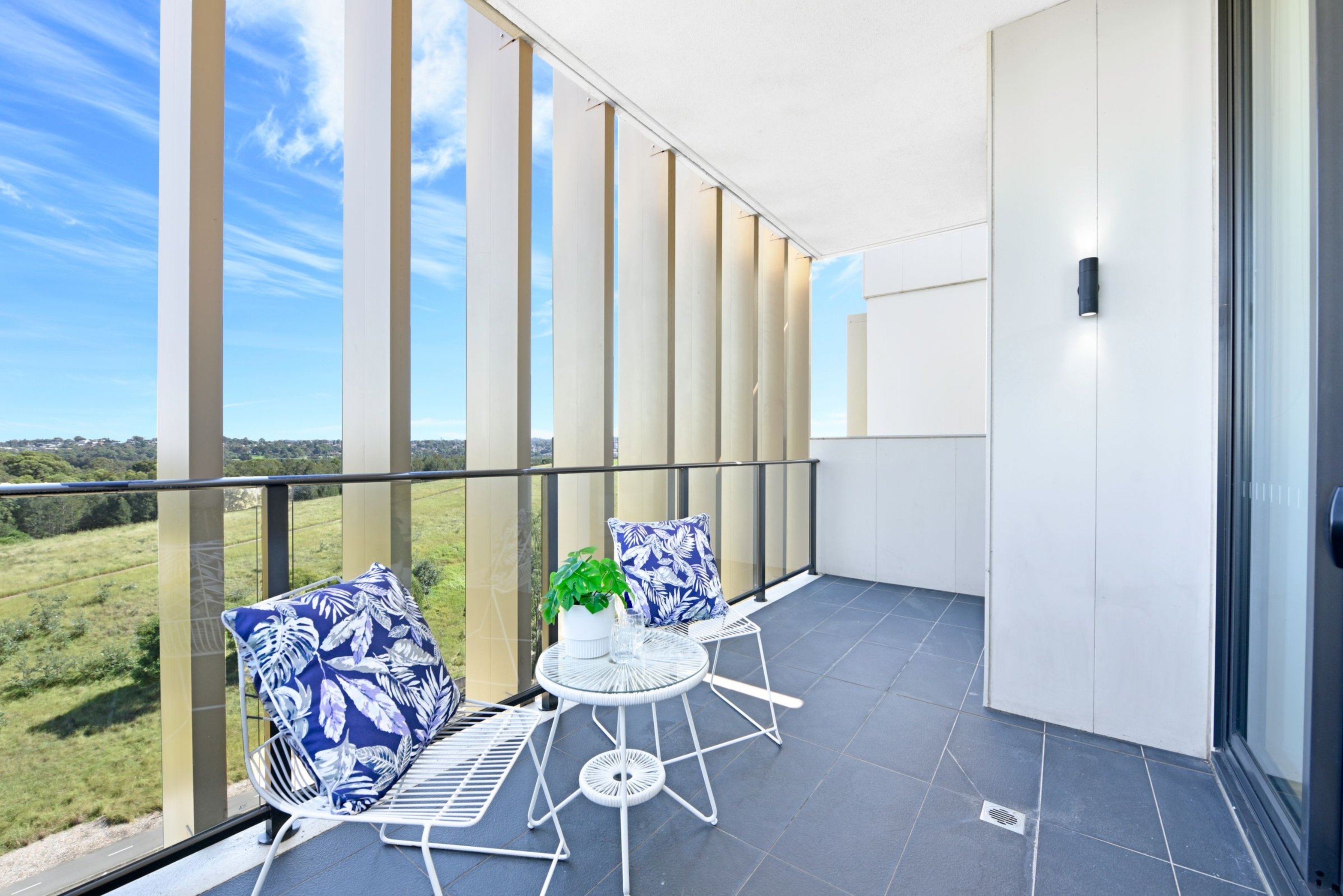 15111/1 Bennelong Parkway, Wentworth Point Sold by Chidiac Realty - image 2