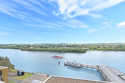 725/1C Burroway Road, Wentworth Point Sold by Chidiac Realty