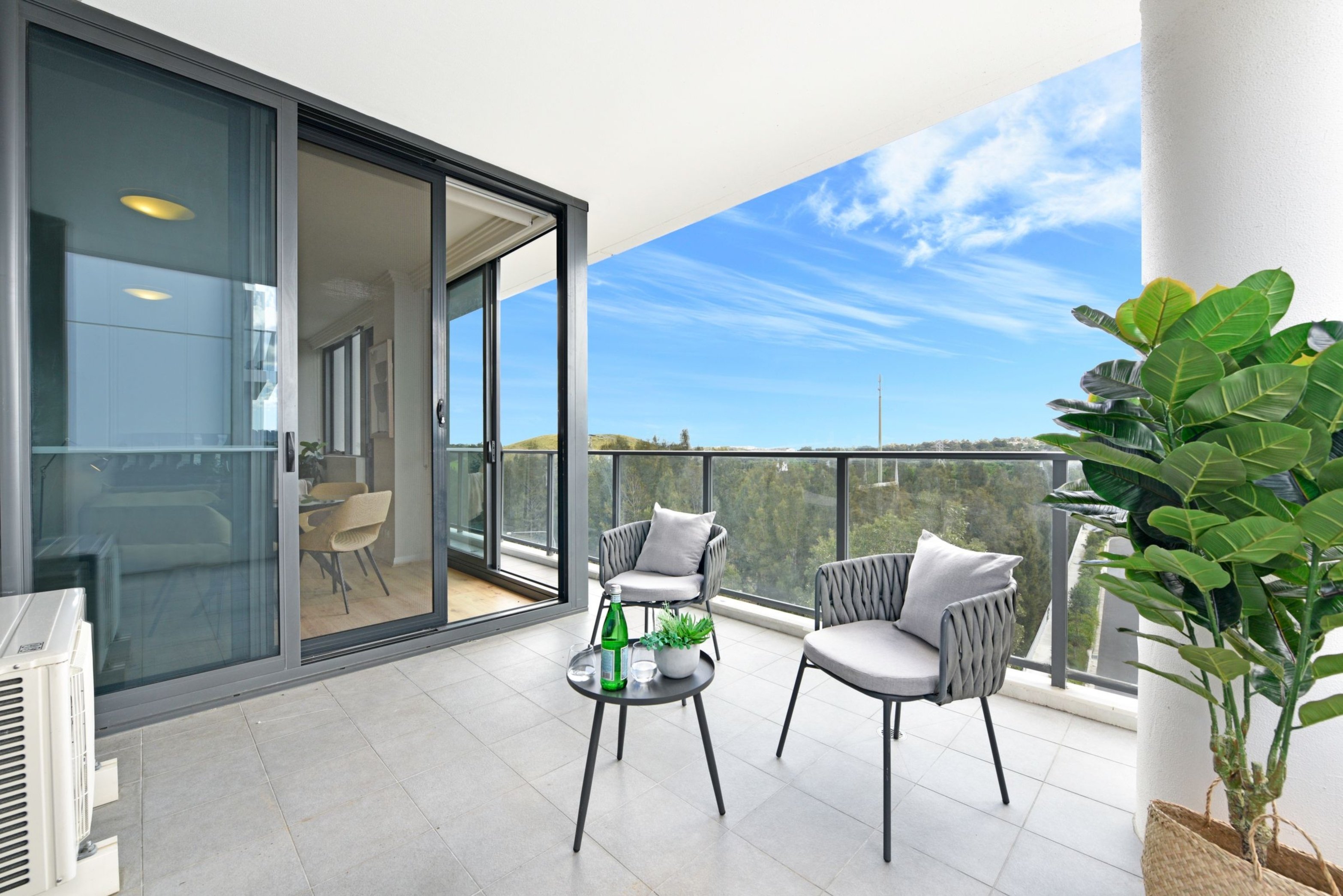 704/51 Hill Road, Wentworth Point Sold by Chidiac Realty - image 2