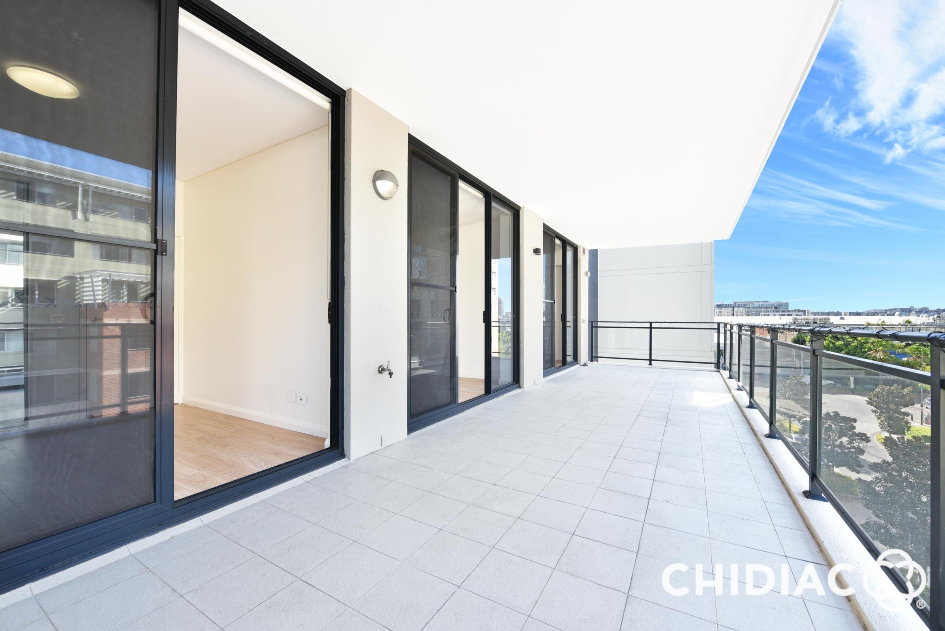 440/21 Marine Parade, Wentworth Point Leased by Chidiac Realty - image 1