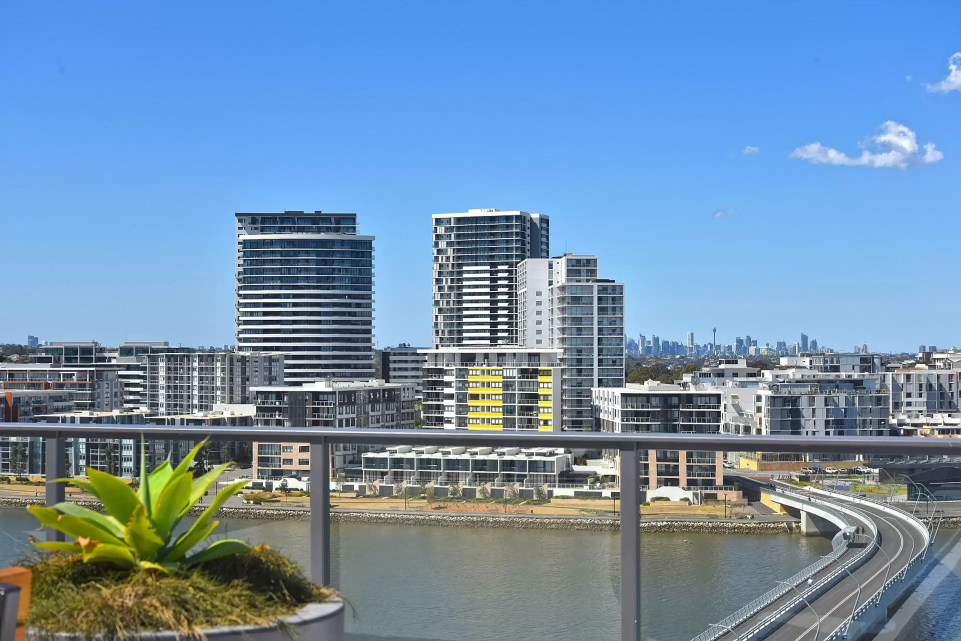 1214/18 Footbridge Boulevard, Wentworth Point Leased by Chidiac Realty - image 1