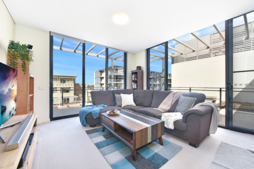 637/17 Marine Parade, Wentworth Point Sold by Chidiac Realty