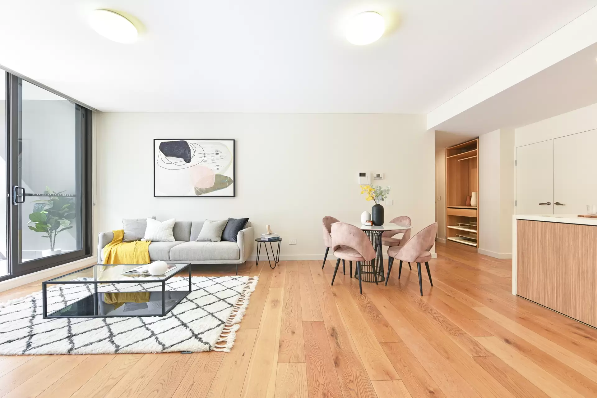 406/19 Verona Drive, Wentworth Point Sold by Chidiac Realty - image 1