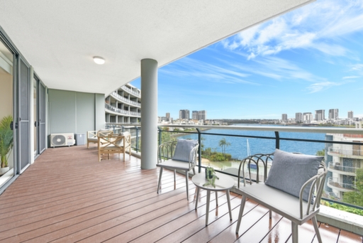 122/27 Bennelong Parkway, Wentworth Point Sold by Chidiac Realty