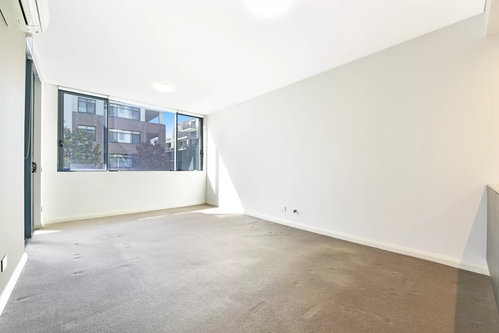 224/14 Baywater Drive, Wentworth Point Leased by Chidiac Realty - image 1