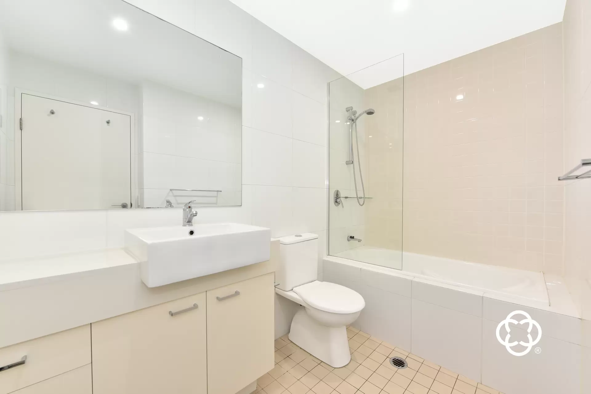 889/33 Hill Road, Wentworth Point Leased by Chidiac Realty - image 1