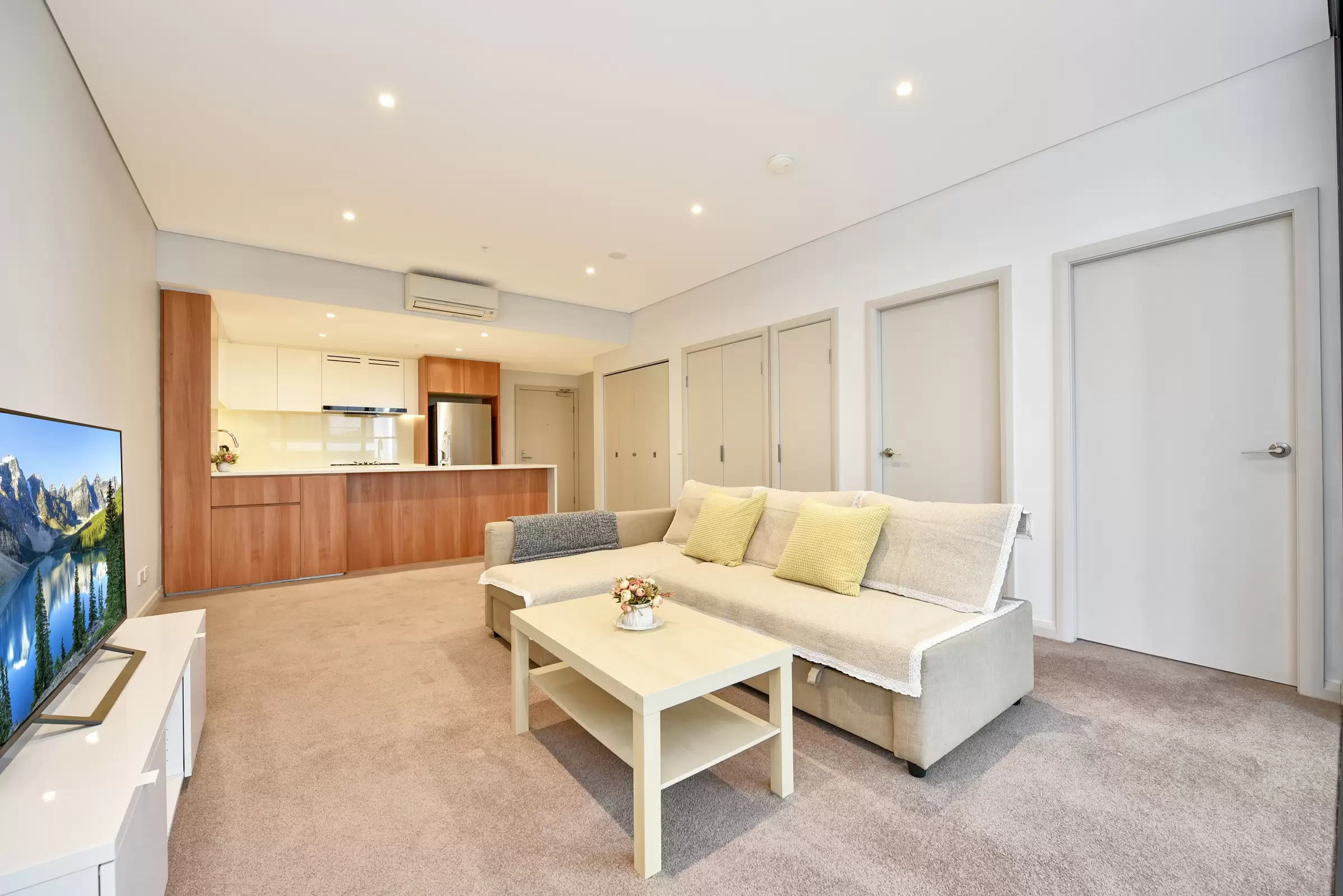 307/5 Wentworth Place, Wentworth Point Sold by Chidiac Realty - image 2