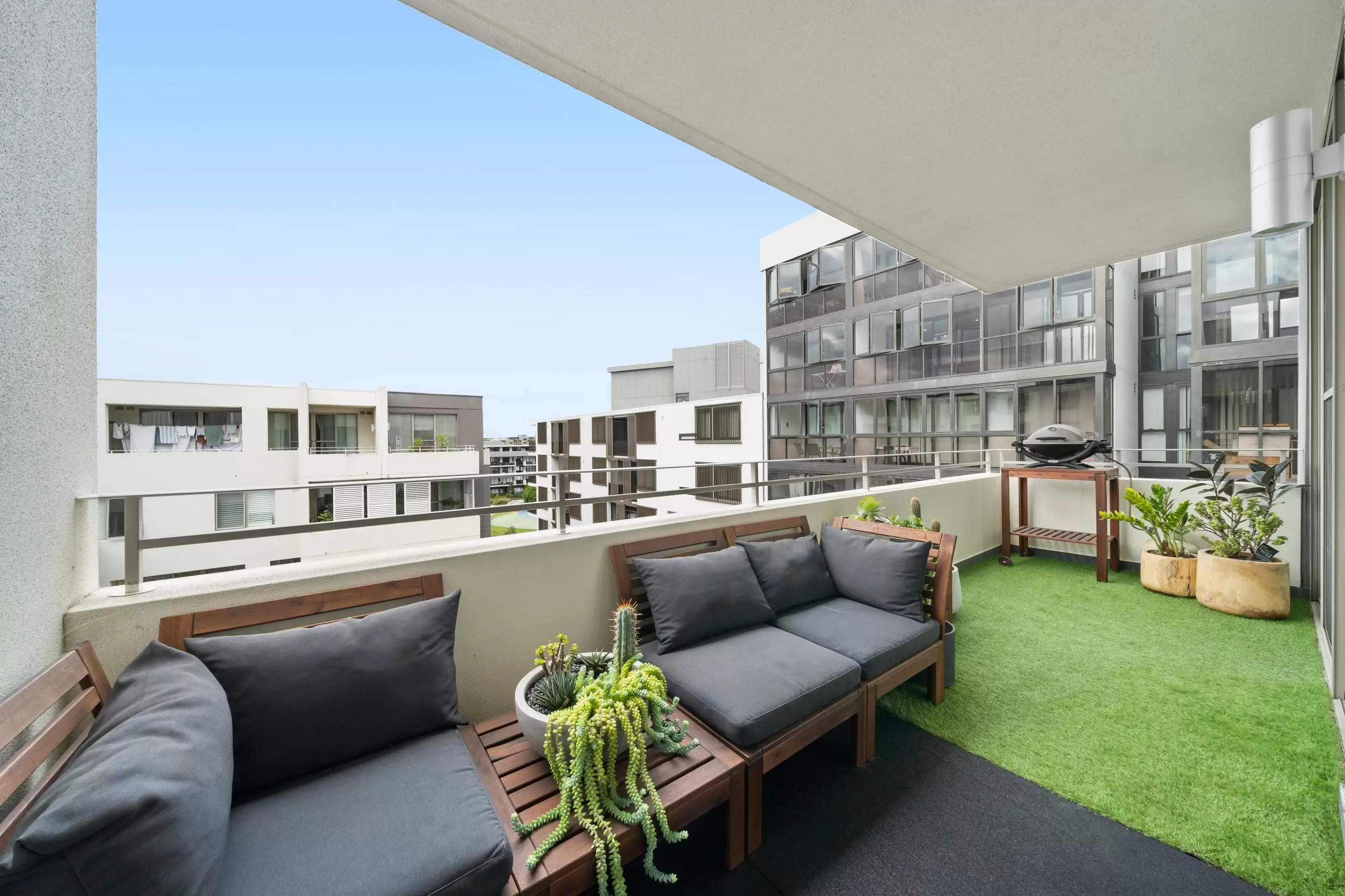 703/19 Hill Road, Wentworth Point Sold by Chidiac Realty - image 3