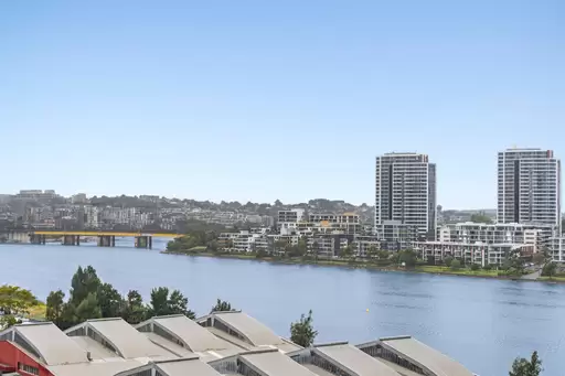 1105/18 Footbridge Boulevard, Wentworth Point Sold by Chidiac Realty