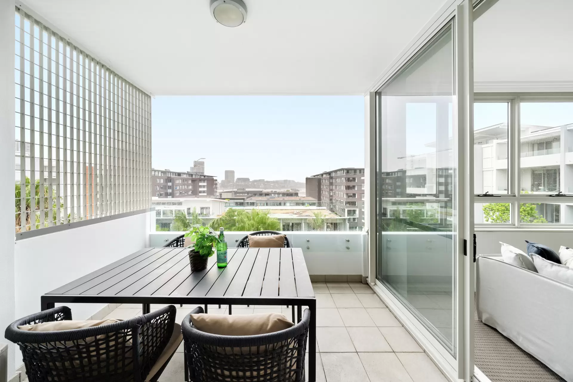 780/33 Hill Road, Wentworth Point Leased by Chidiac Realty - image 1