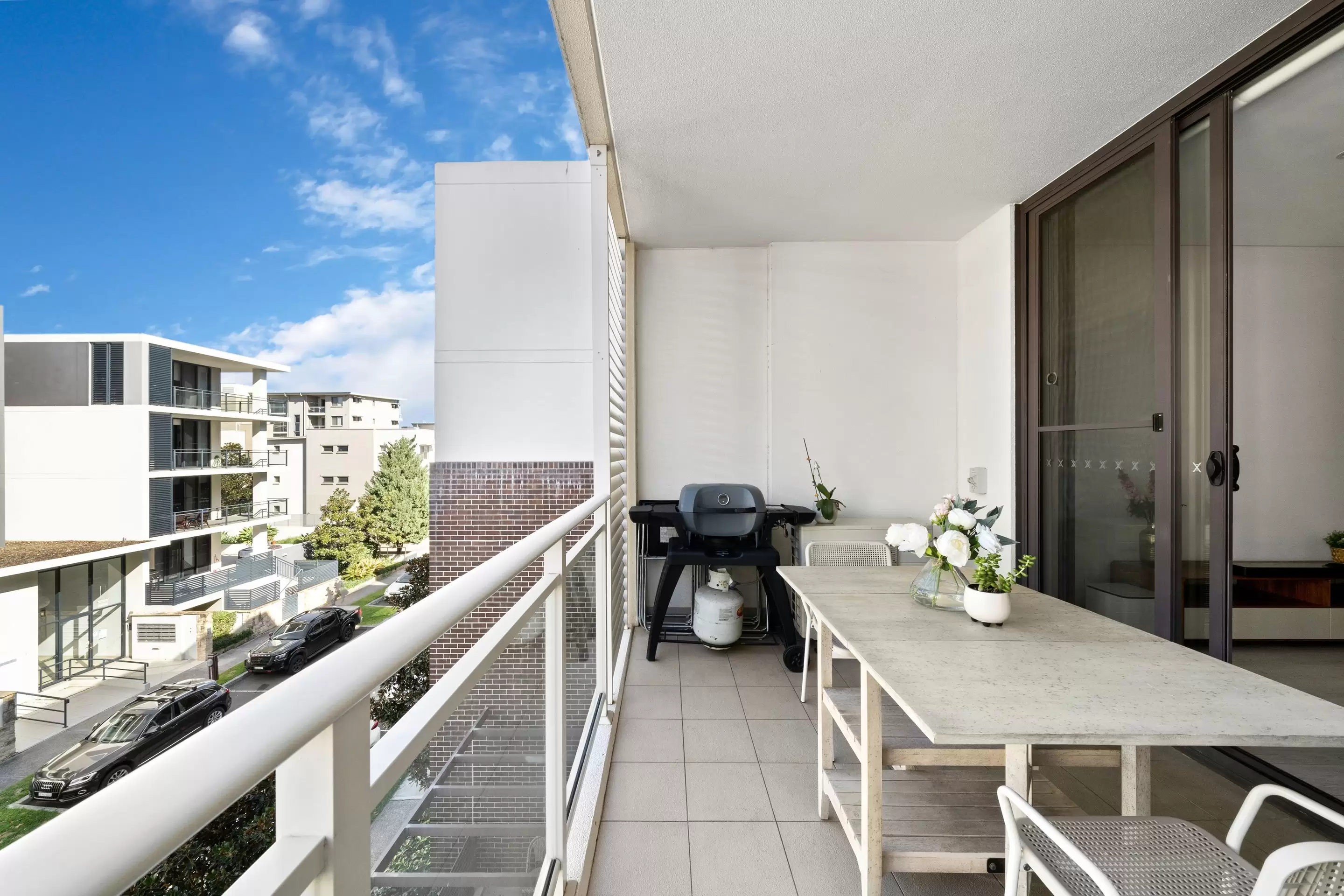 427/45 Amalfi Drive, Wentworth Point Sold by Chidiac Realty - image 2