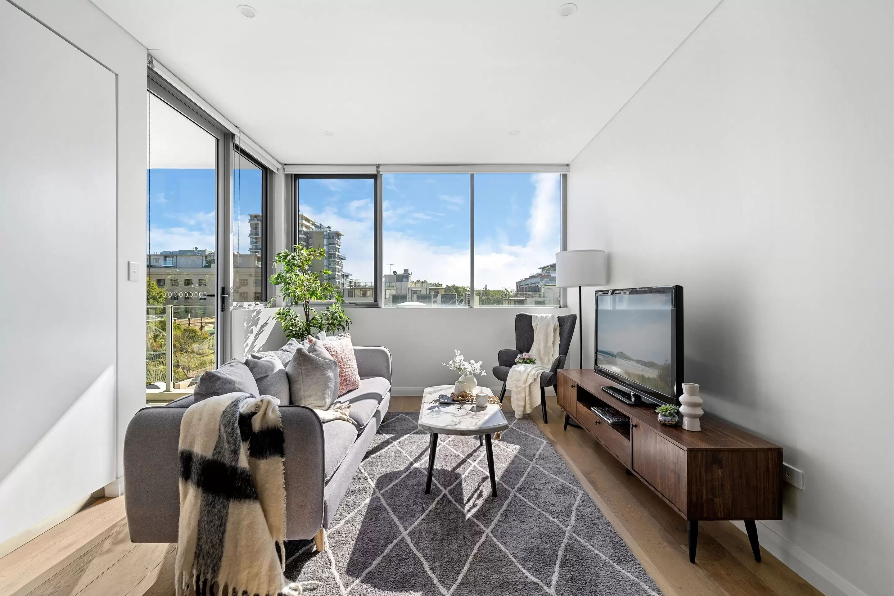 403/5 Purkis Street, Camperdown Sold by Chidiac Realty - image 2