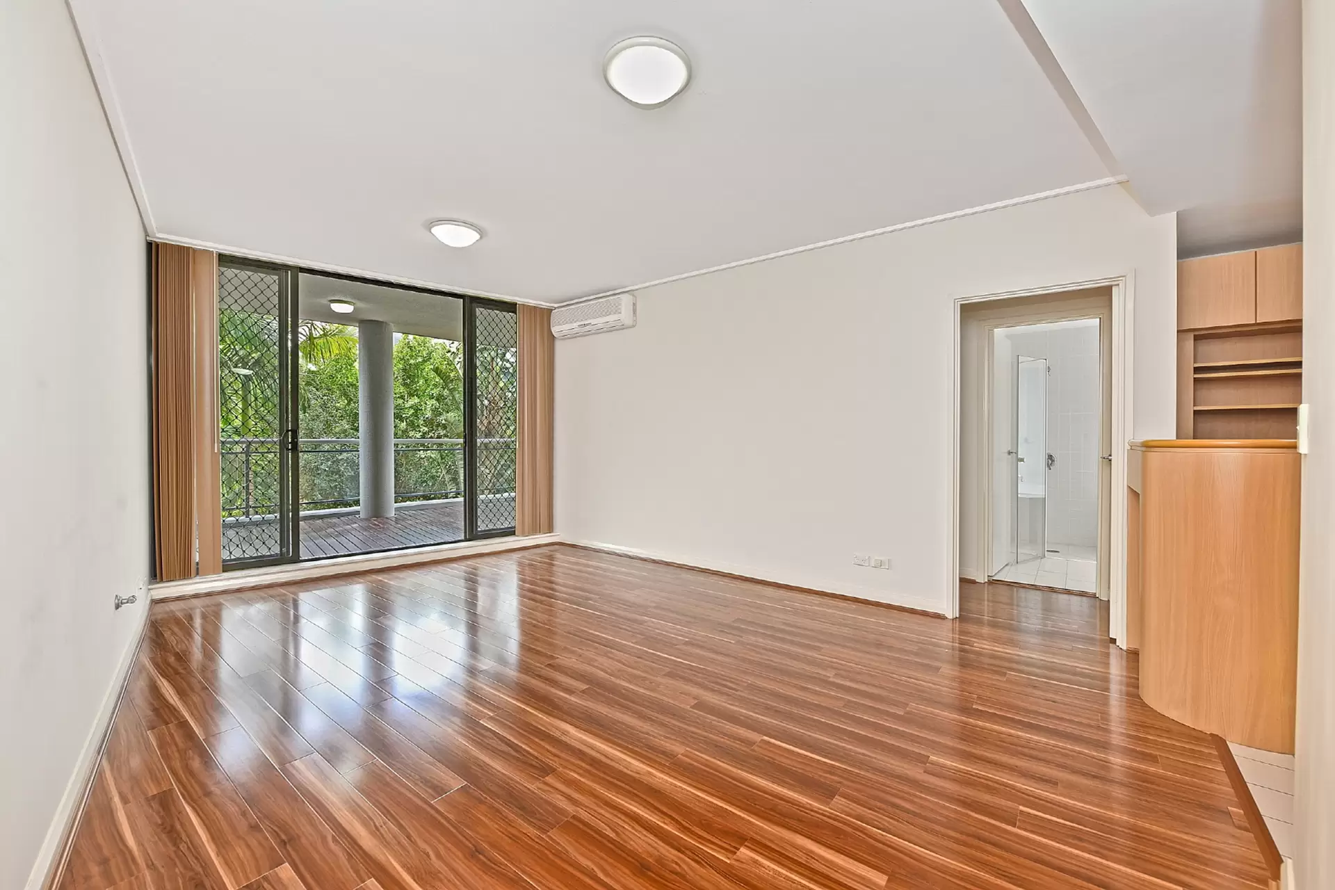 27 Bennelong Parkway, Wentworth Point Leased by Chidiac Realty - image 1