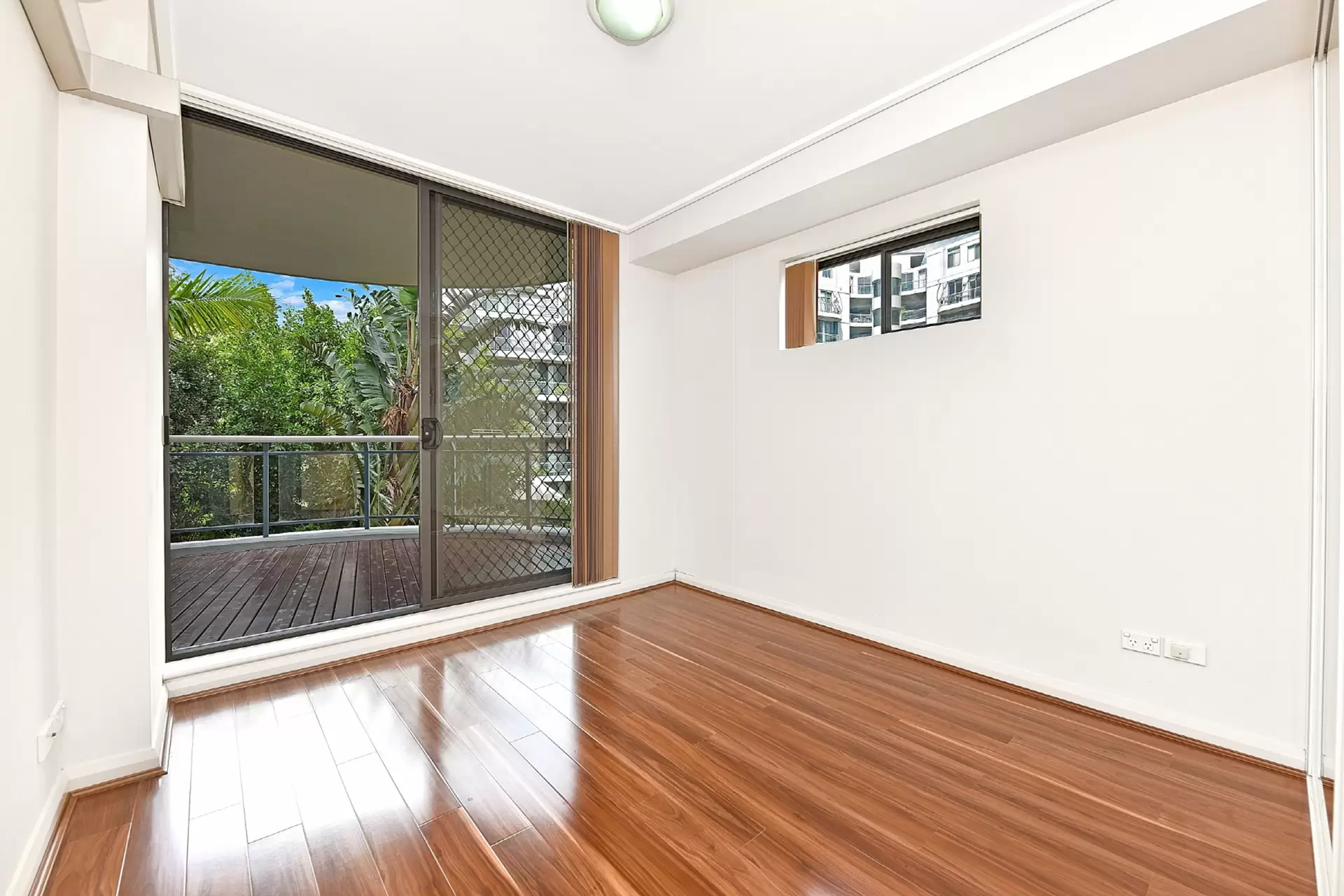 27 Bennelong Parkway, Wentworth Point Leased by Chidiac Realty - image 1