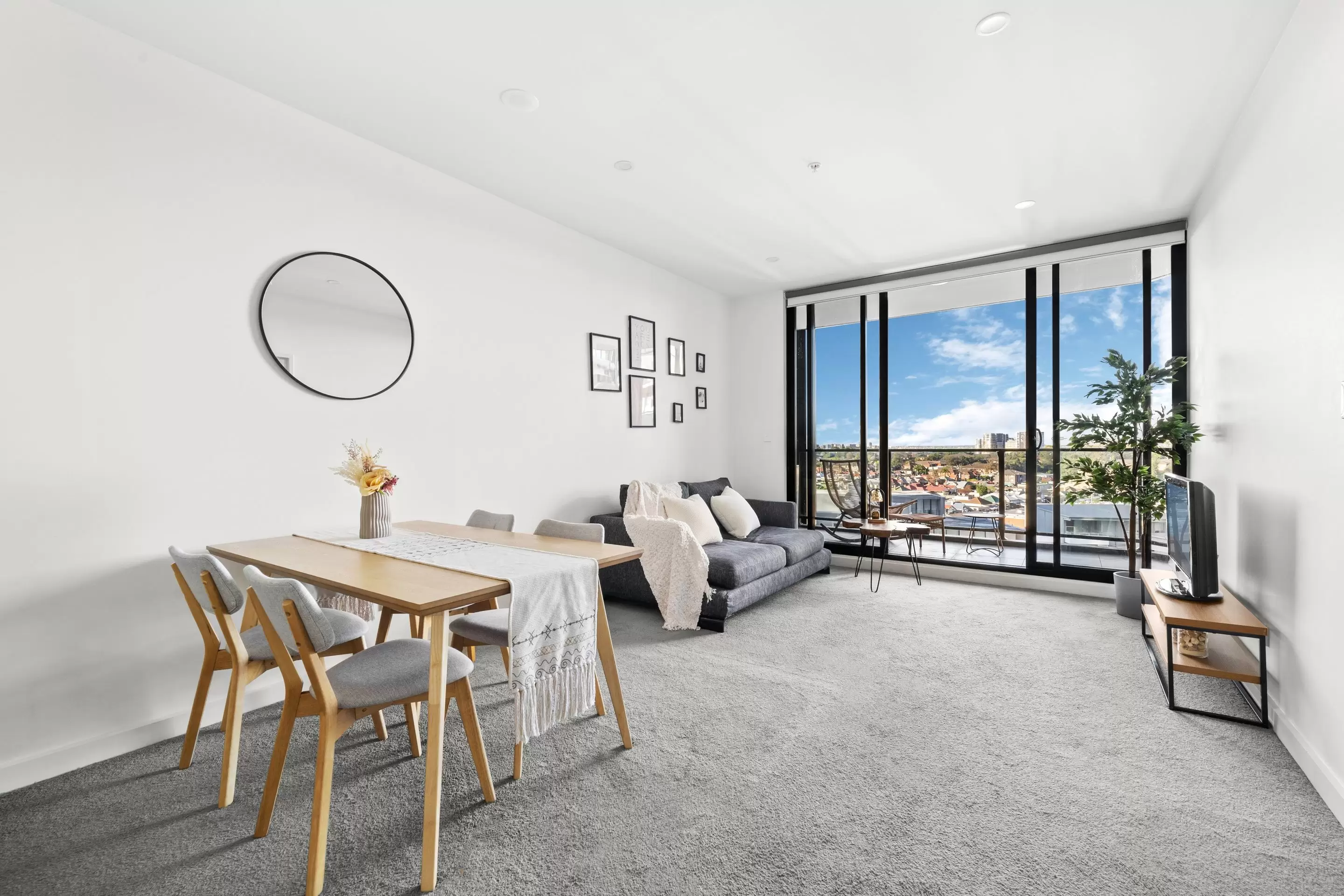 905/11 Hassall Street, Parramatta Sold by Chidiac Realty - image 2