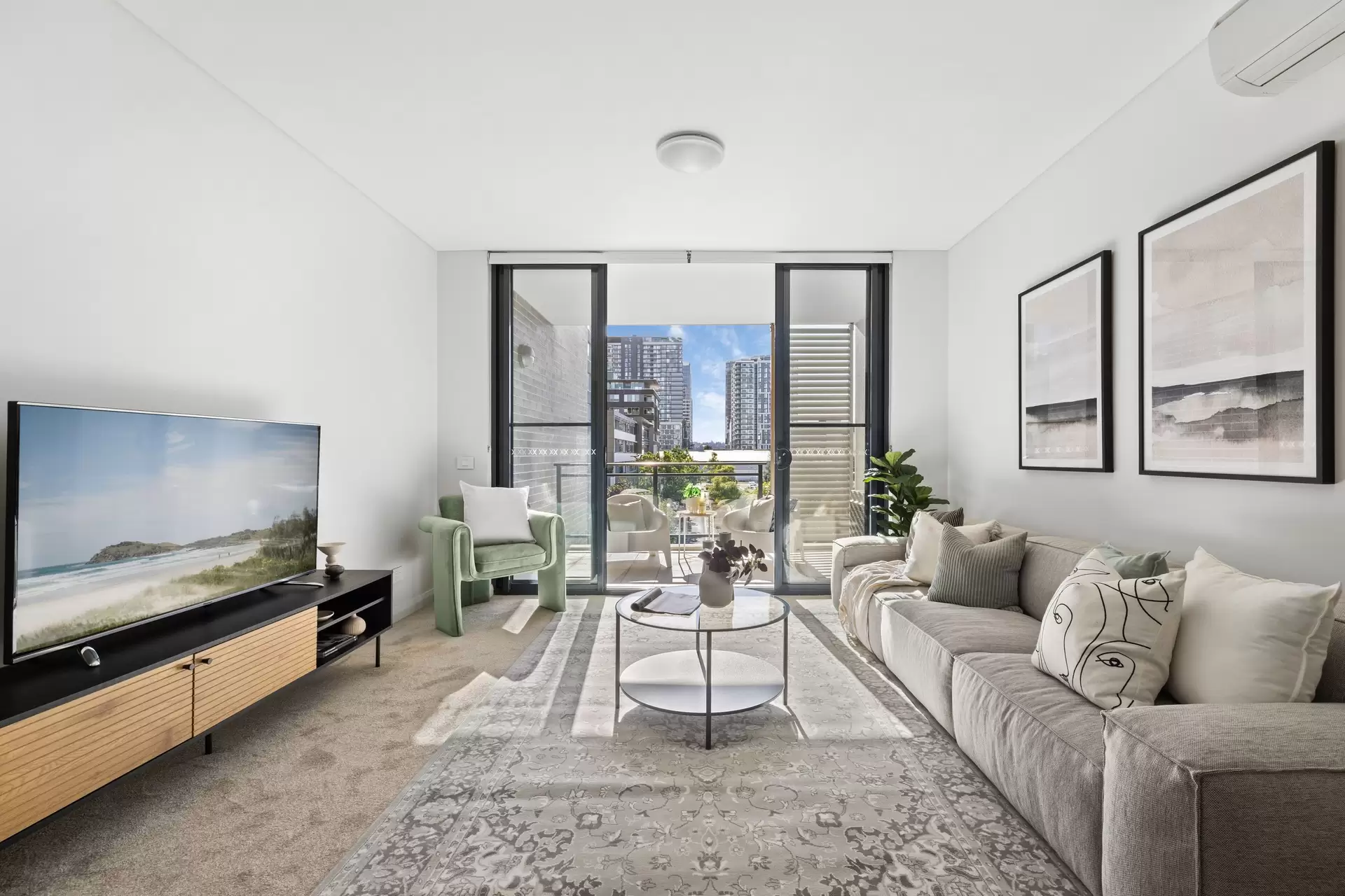 318/16 Baywater Drive, Wentworth Point Sold by Chidiac Realty - image 1