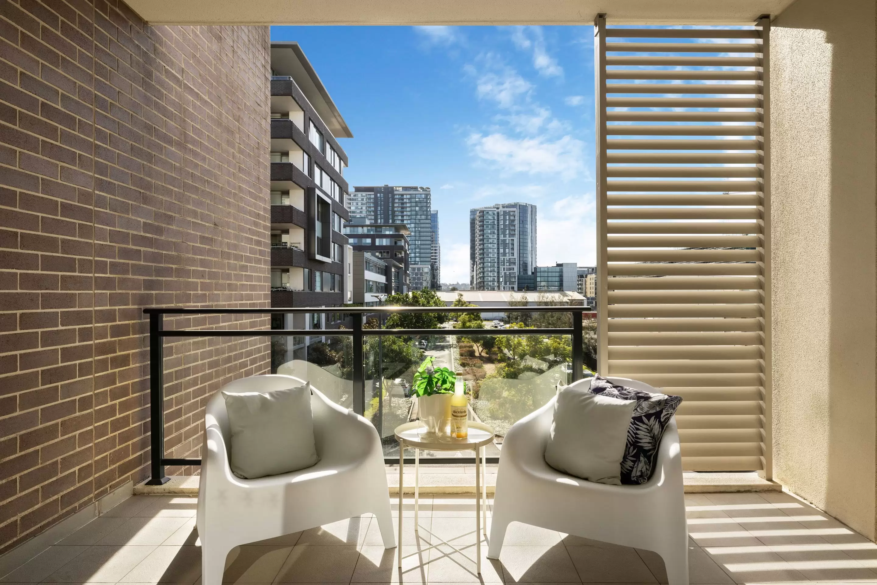318/16 Baywater Drive, Wentworth Point Sold by Chidiac Realty - image 5