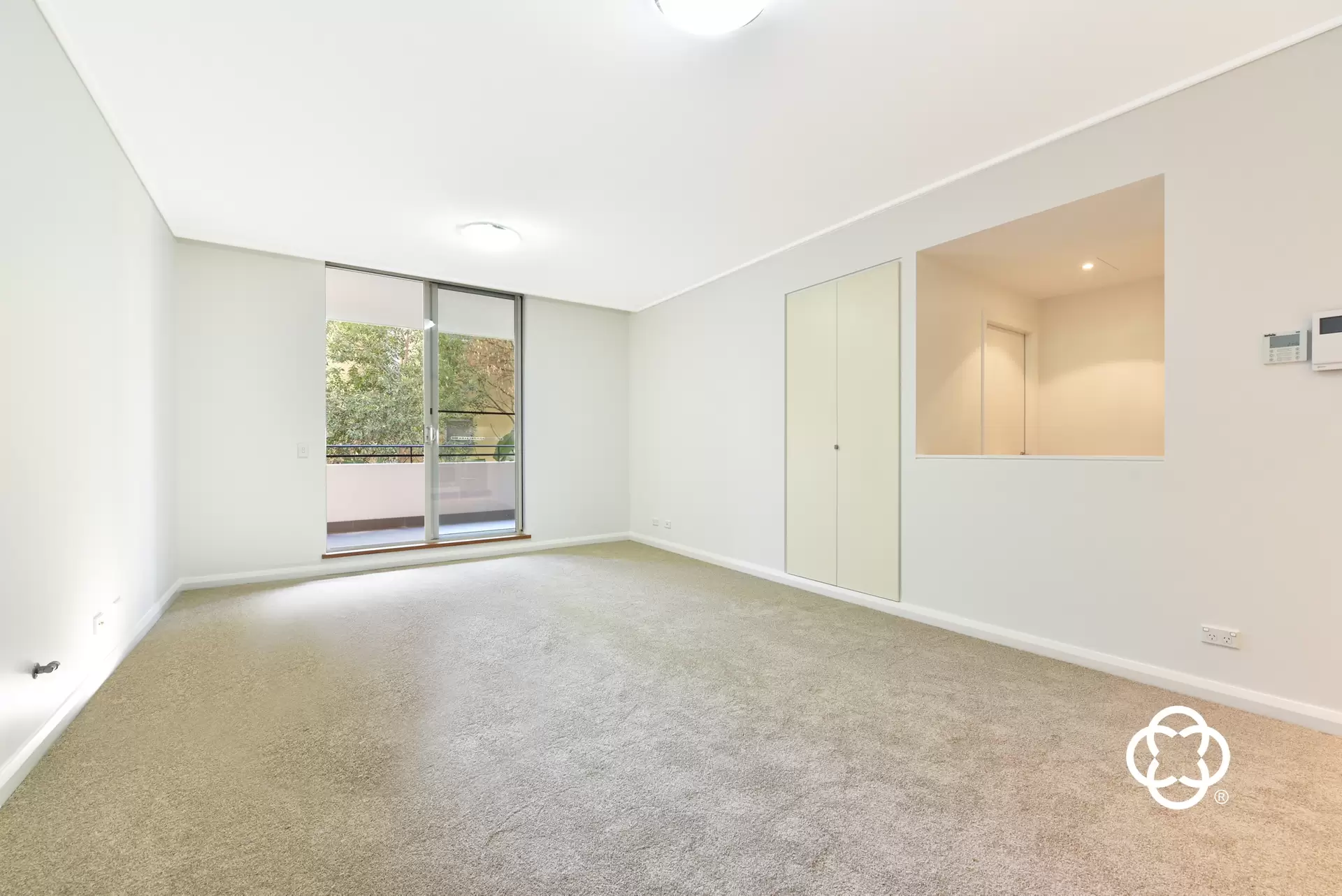 380/4 The Crescent, Wentworth Point Leased by Chidiac Realty - image 1