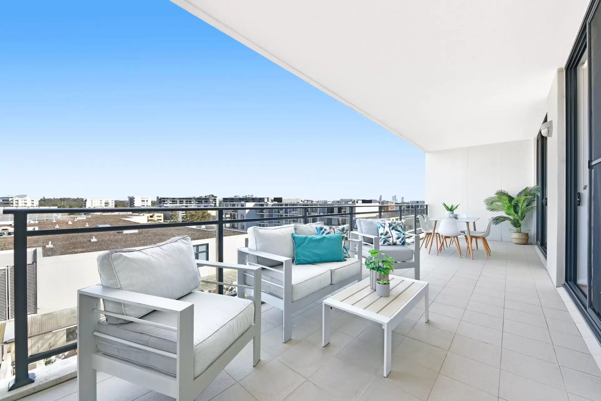 818/26 Baywater Drive, Wentworth Point Sold by Chidiac Realty - image 1