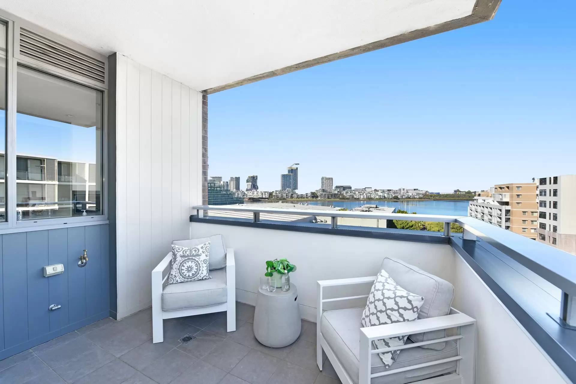 716/19 Baywater Drive, Wentworth Point Sold by Chidiac Realty - image 1
