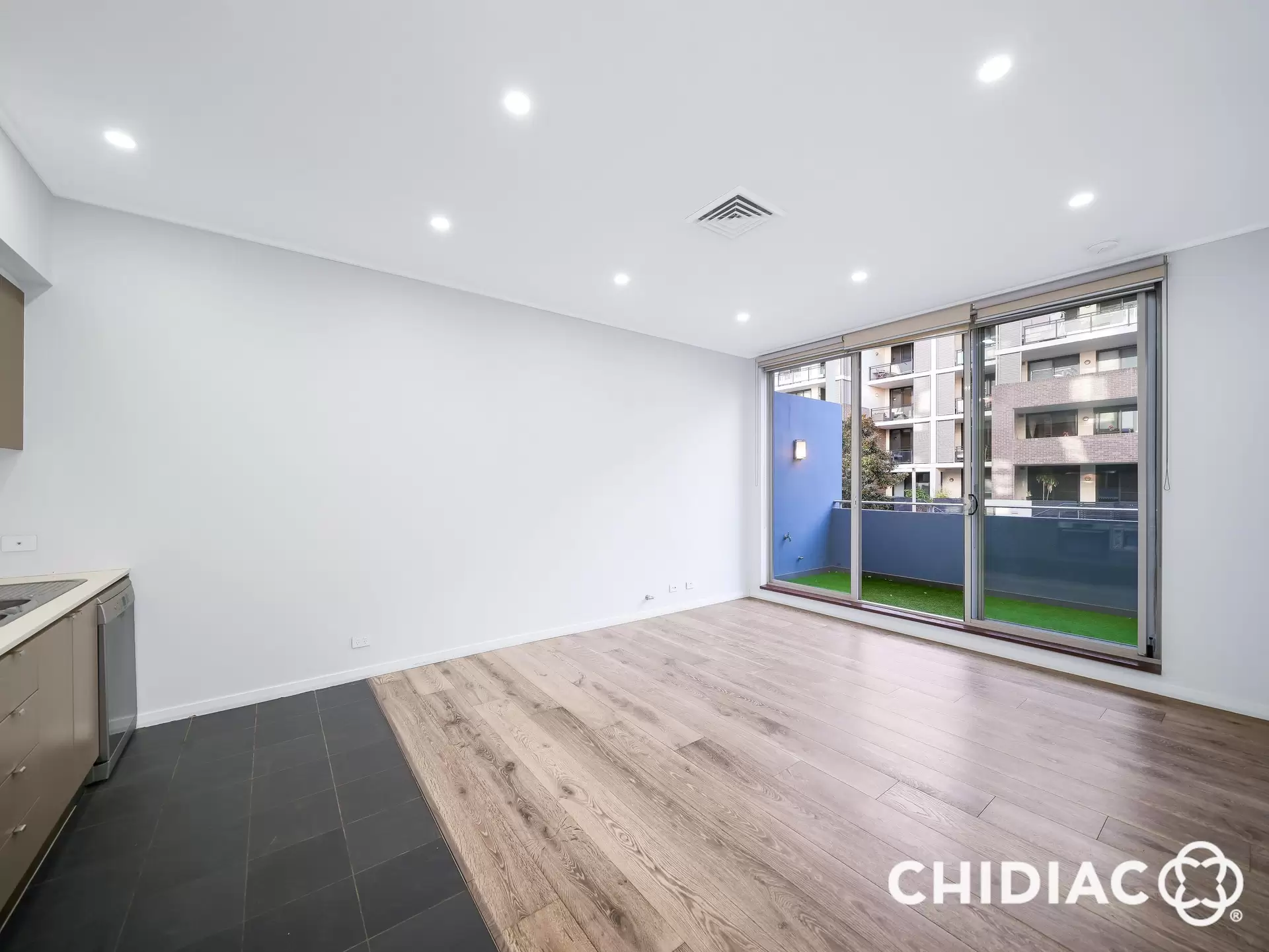 212/18 Marine Parade, Wentworth Point Leased by Chidiac Realty - image 1