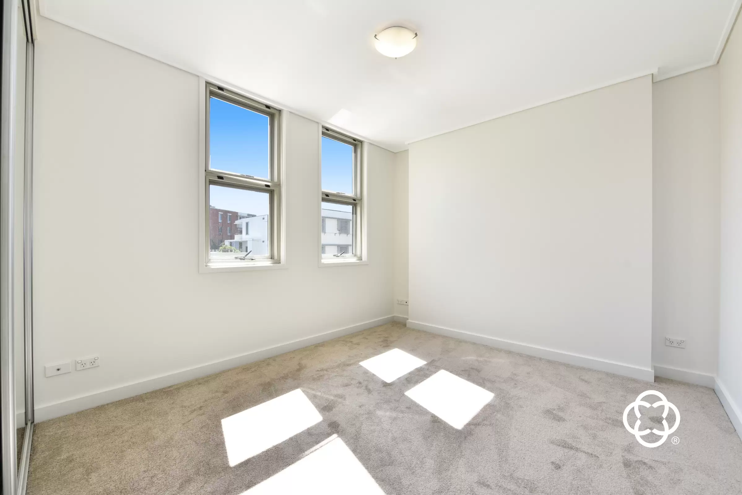 406/2 The Piazza, Wentworth Point Leased by Chidiac Realty - image 2