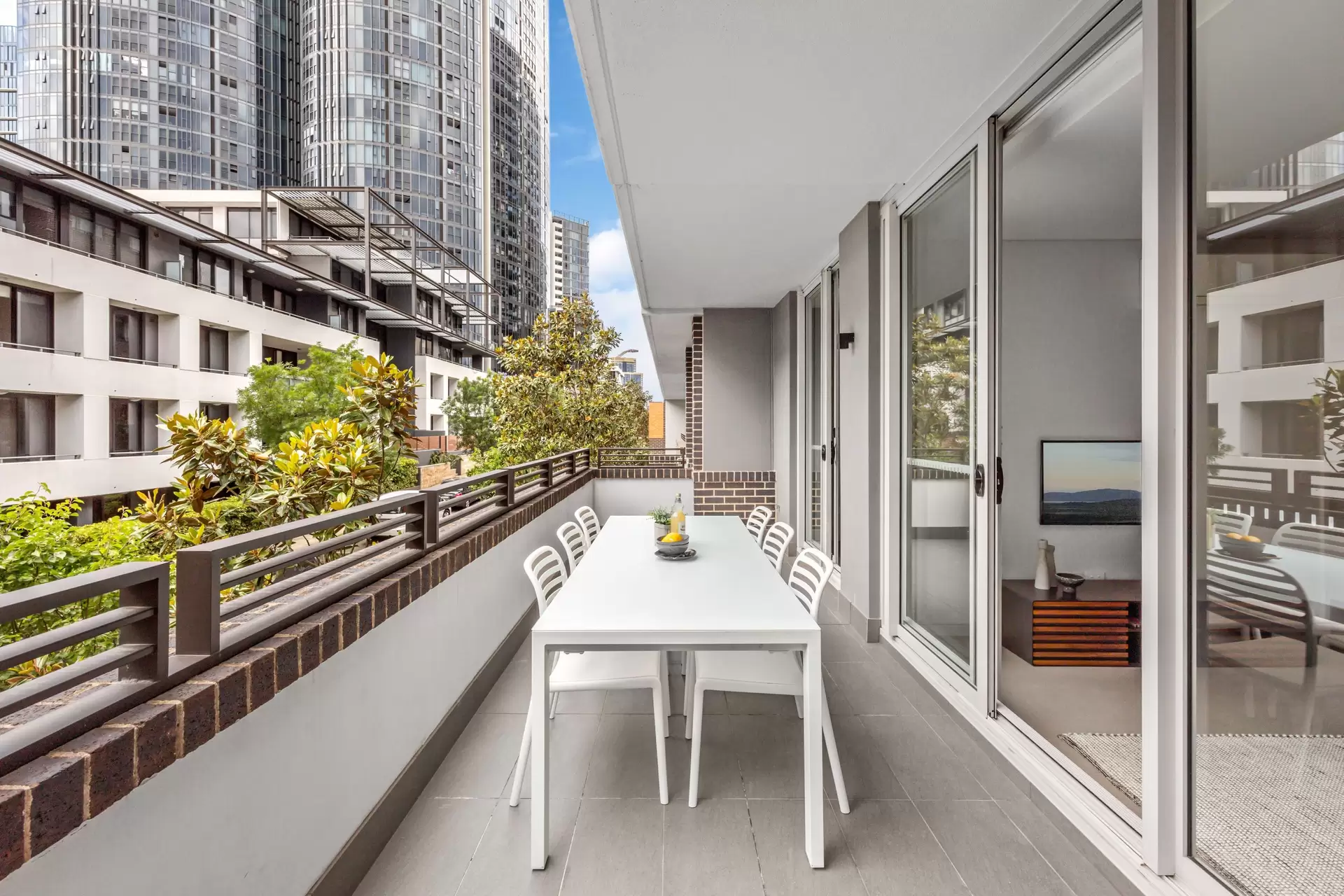 230/2 Half St, Wentworth Point Sold by Chidiac Realty - image 1