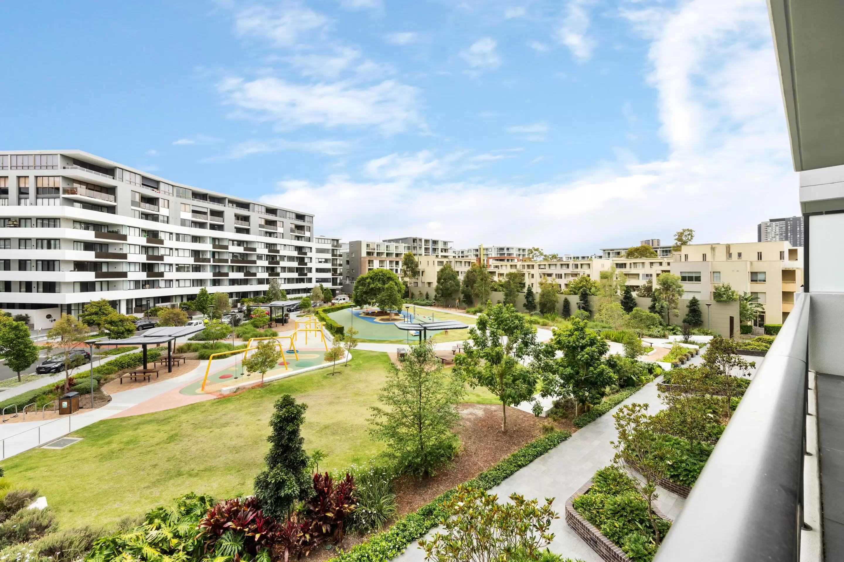 9003/16 Amalfi Drive, Wentworth Point Sold by Chidiac Realty - image 10