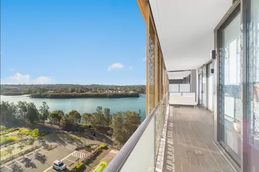 802/1A Burroway Road, Wentworth Point Sold by Chidiac Realty