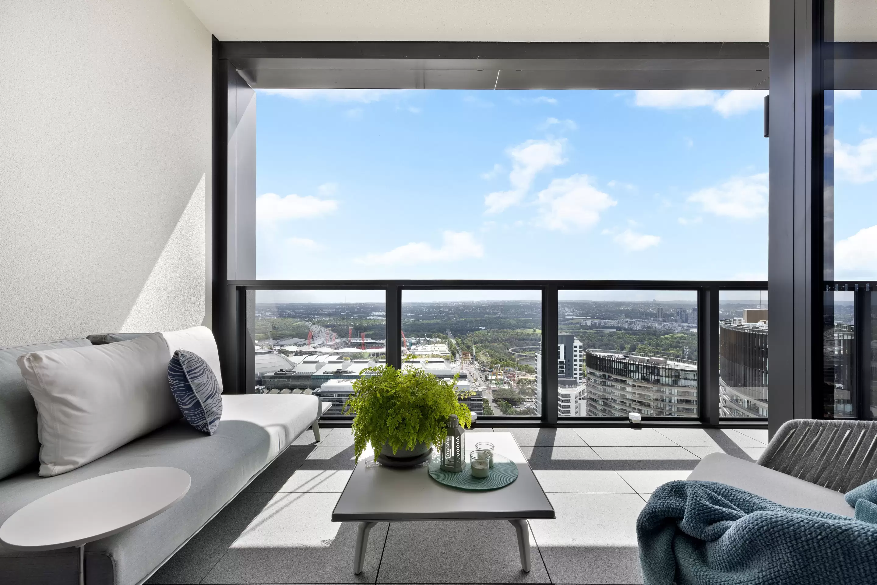23503/2B Figtree Drive, Sydney Olympic Park Sold by Chidiac Realty - image 4