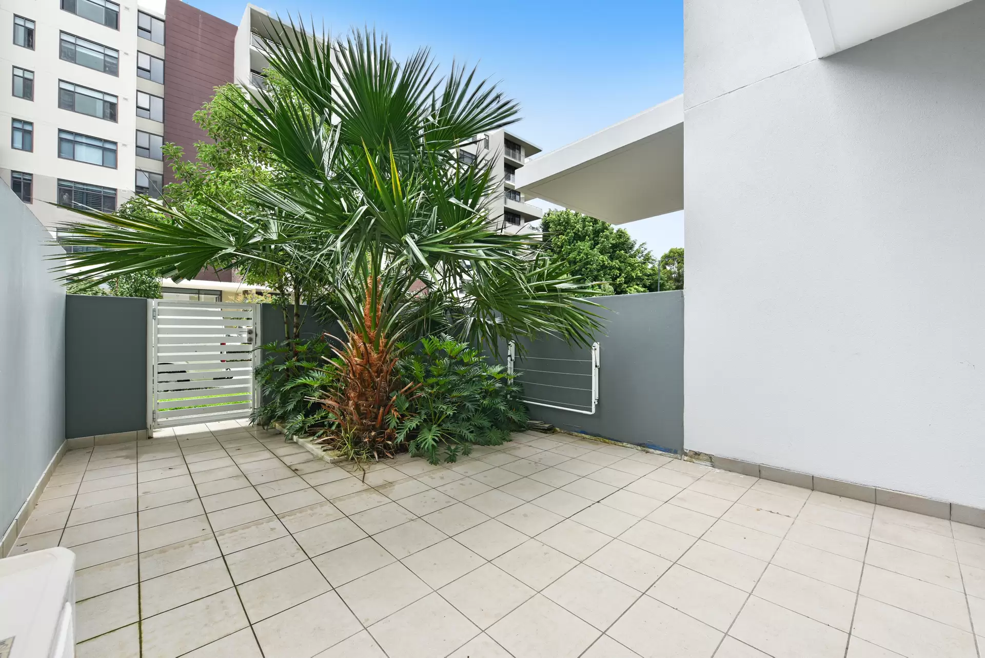 145/5 Baywater Drive, Wentworth Point Leased by Chidiac Realty - image 1