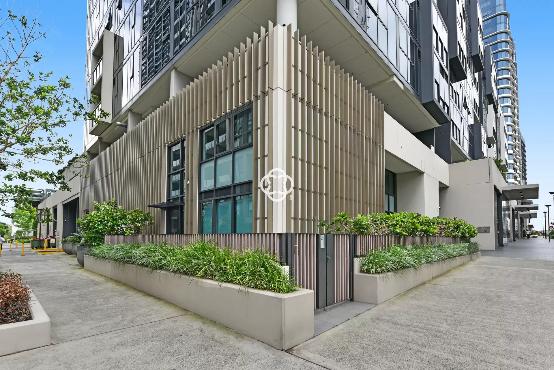 101/1 Wentworth Place, Wentworth Point Leased by Chidiac Realty - image 1
