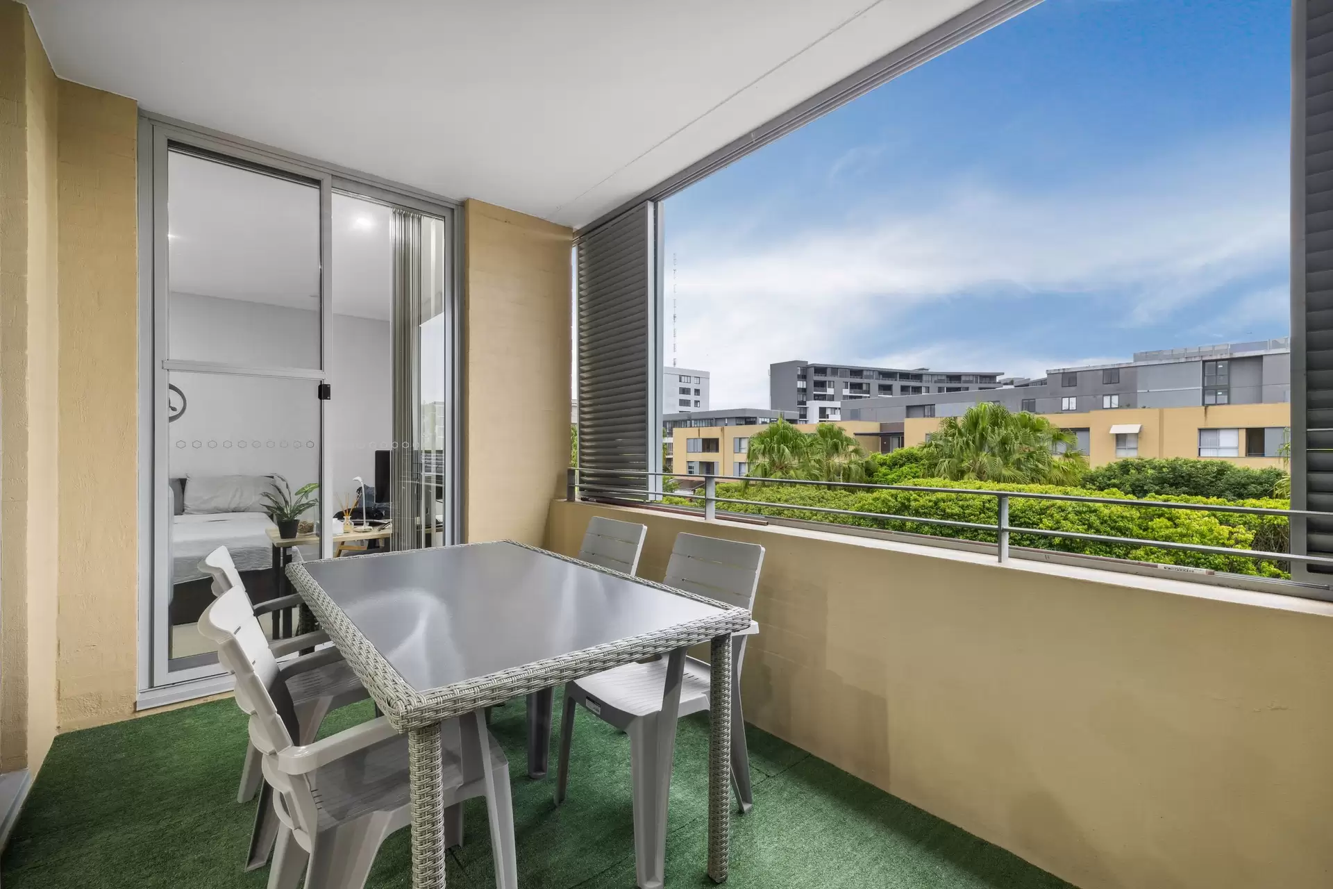 307/4 The Piazza, Wentworth Point Sold by Chidiac Realty - image 1