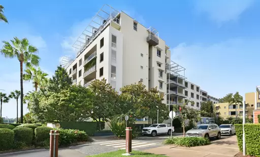 543/2 The Crescent, Wentworth Point Sold by Chidiac Realty