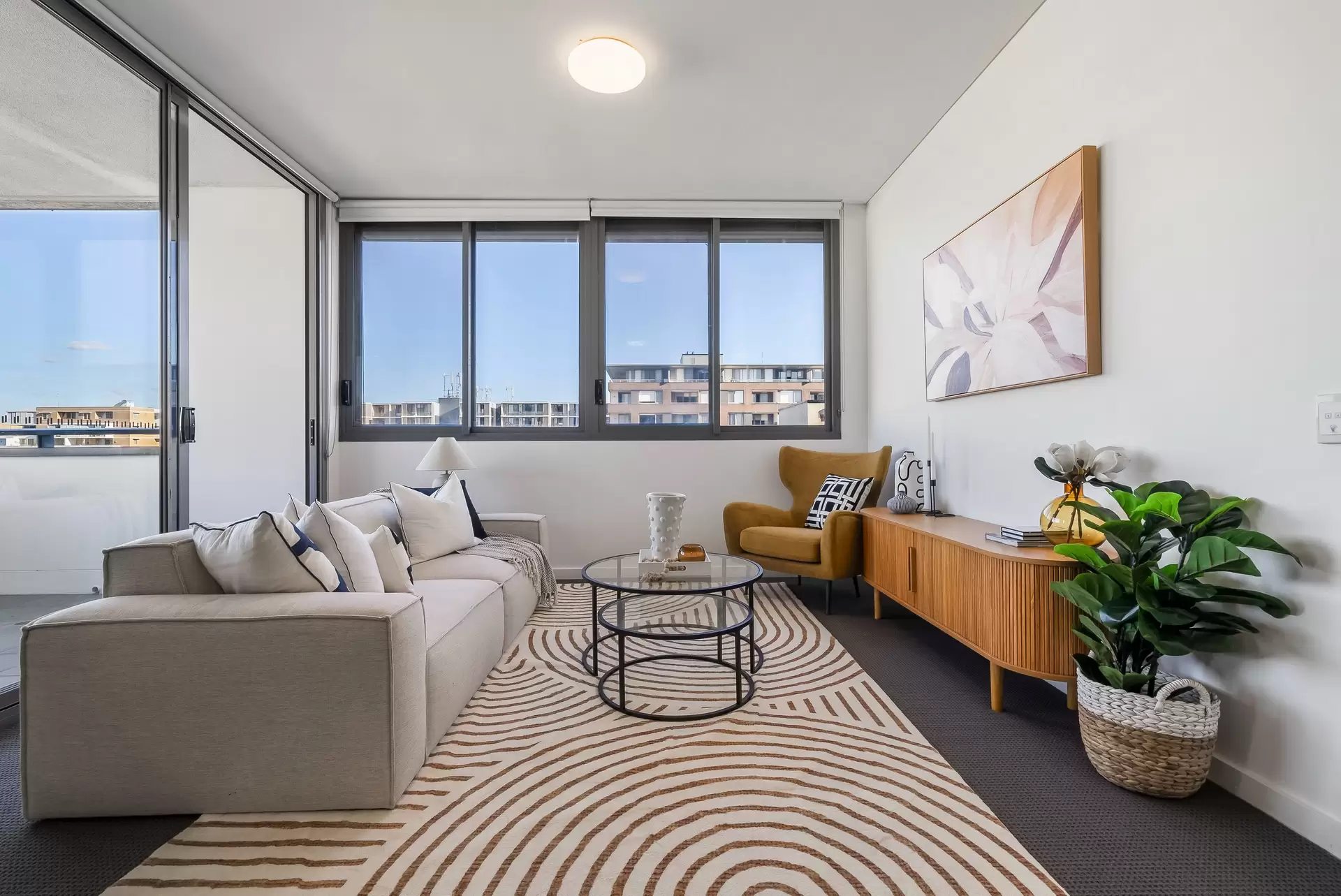 517/14 Nuvolari Place, Wentworth Point Sold by Chidiac Realty - image 1