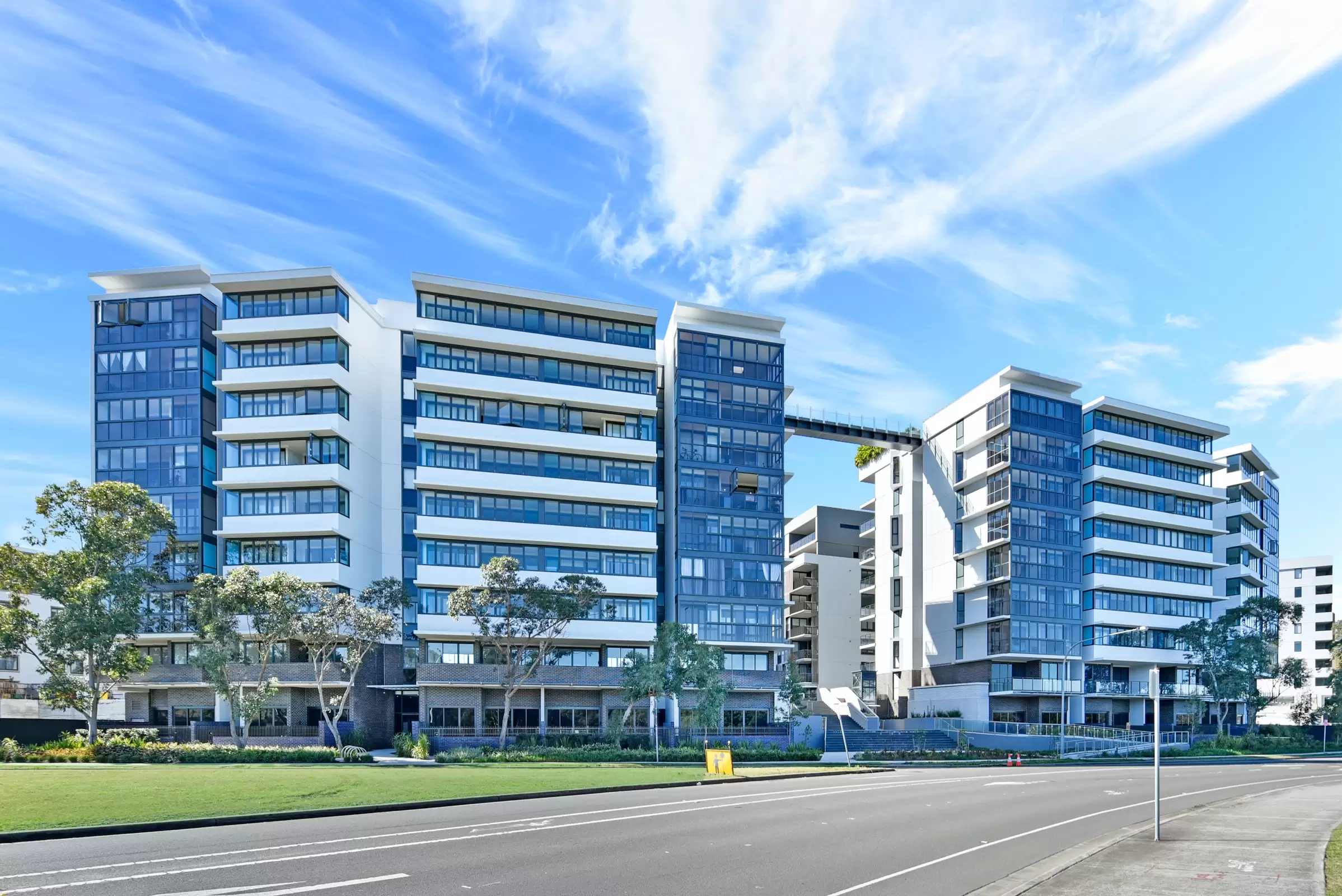 10068/7 Bennelong Pkwy, Wentworth Point Sold by Chidiac Realty - image 2