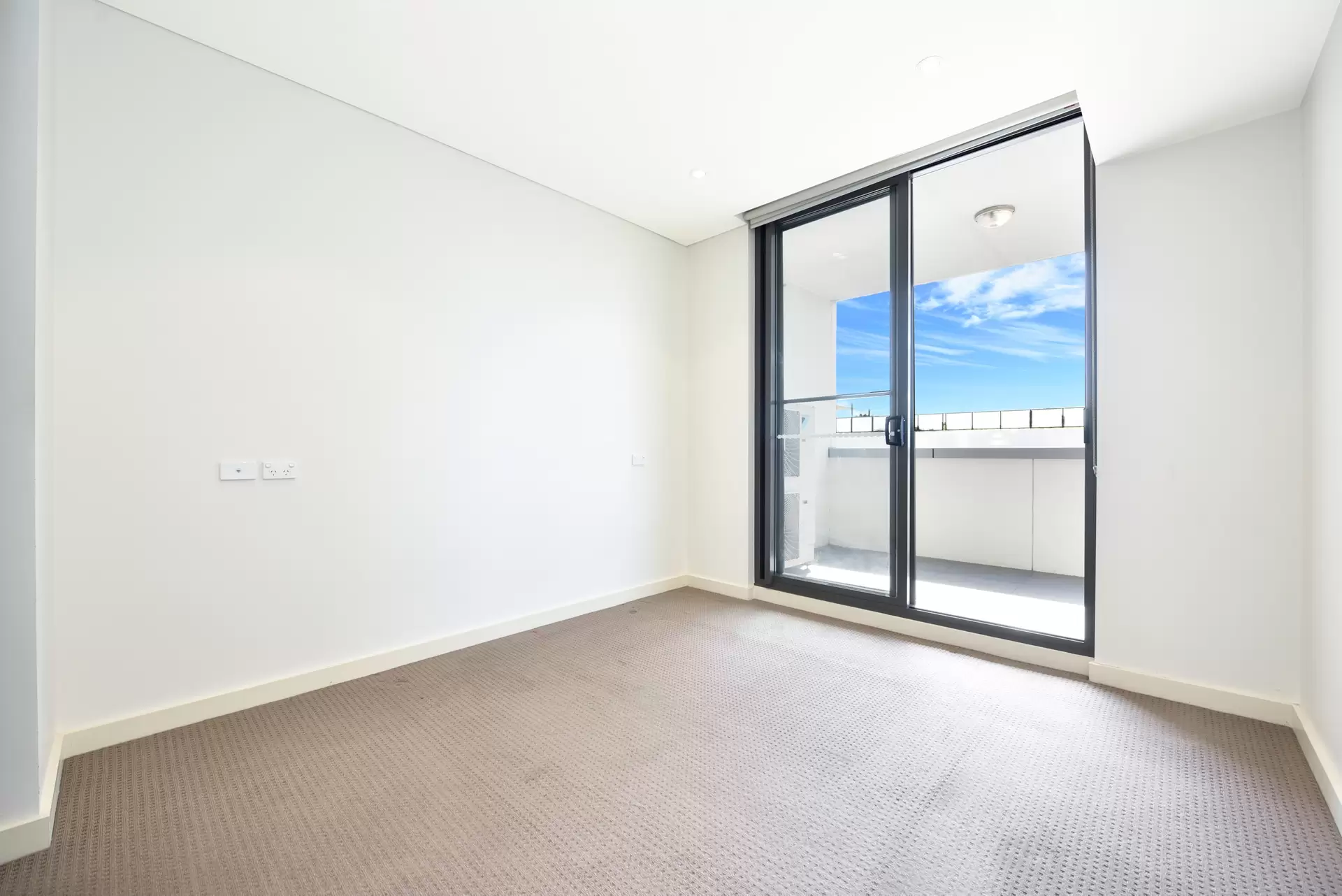801/3 Nipper Street, Homebush Leased by Chidiac Realty - image 1