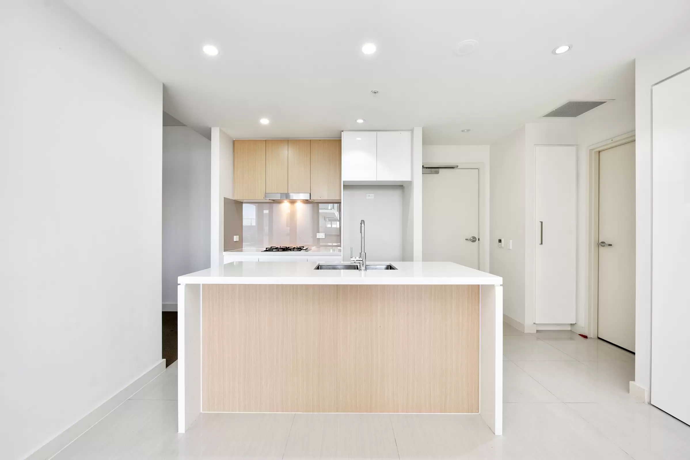 801/3 Nipper Street, Homebush Leased by Chidiac Realty - image 2