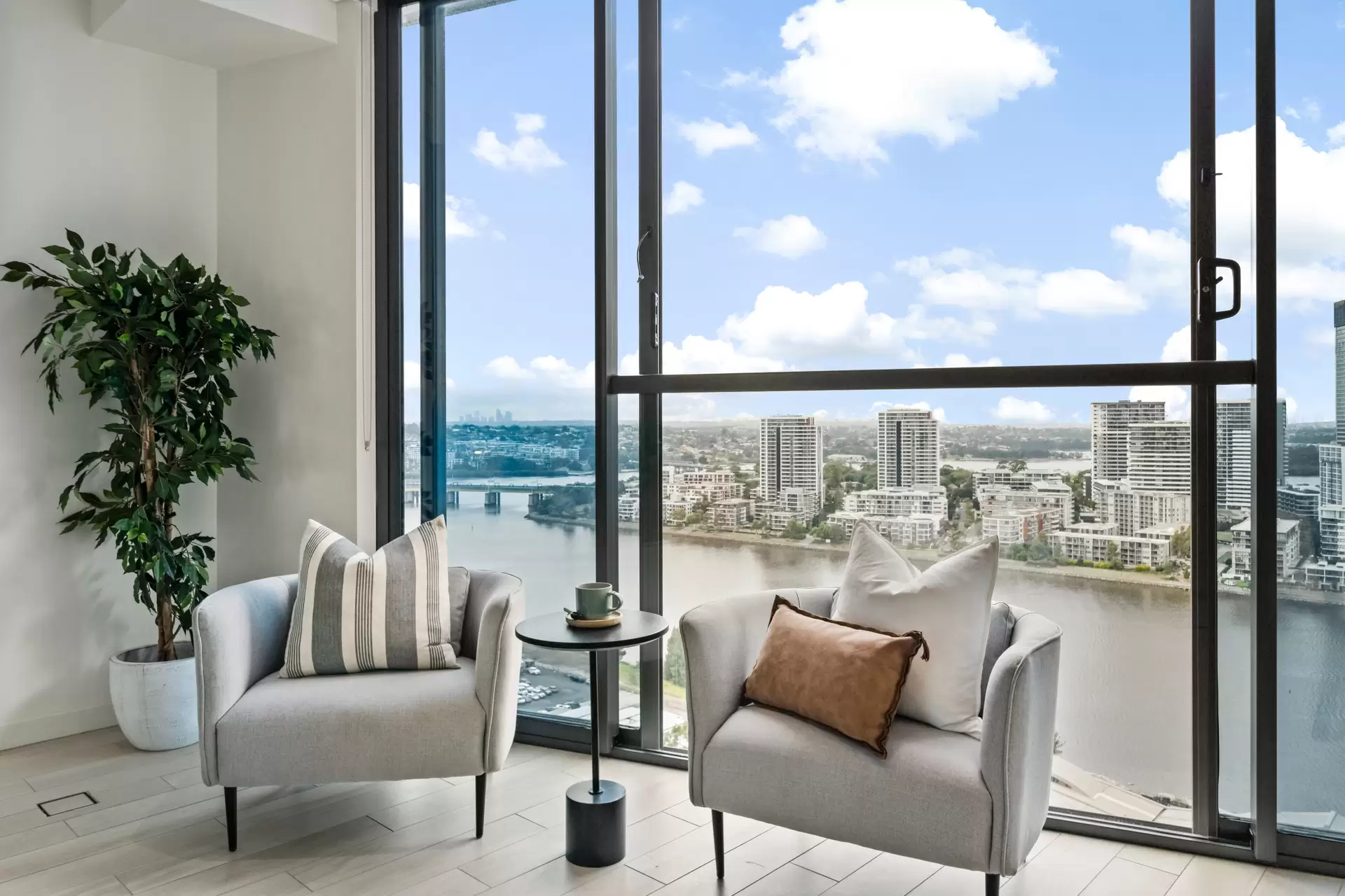 2402/11 Wentworth Place, Wentworth Point Sold by Chidiac Realty - image 1