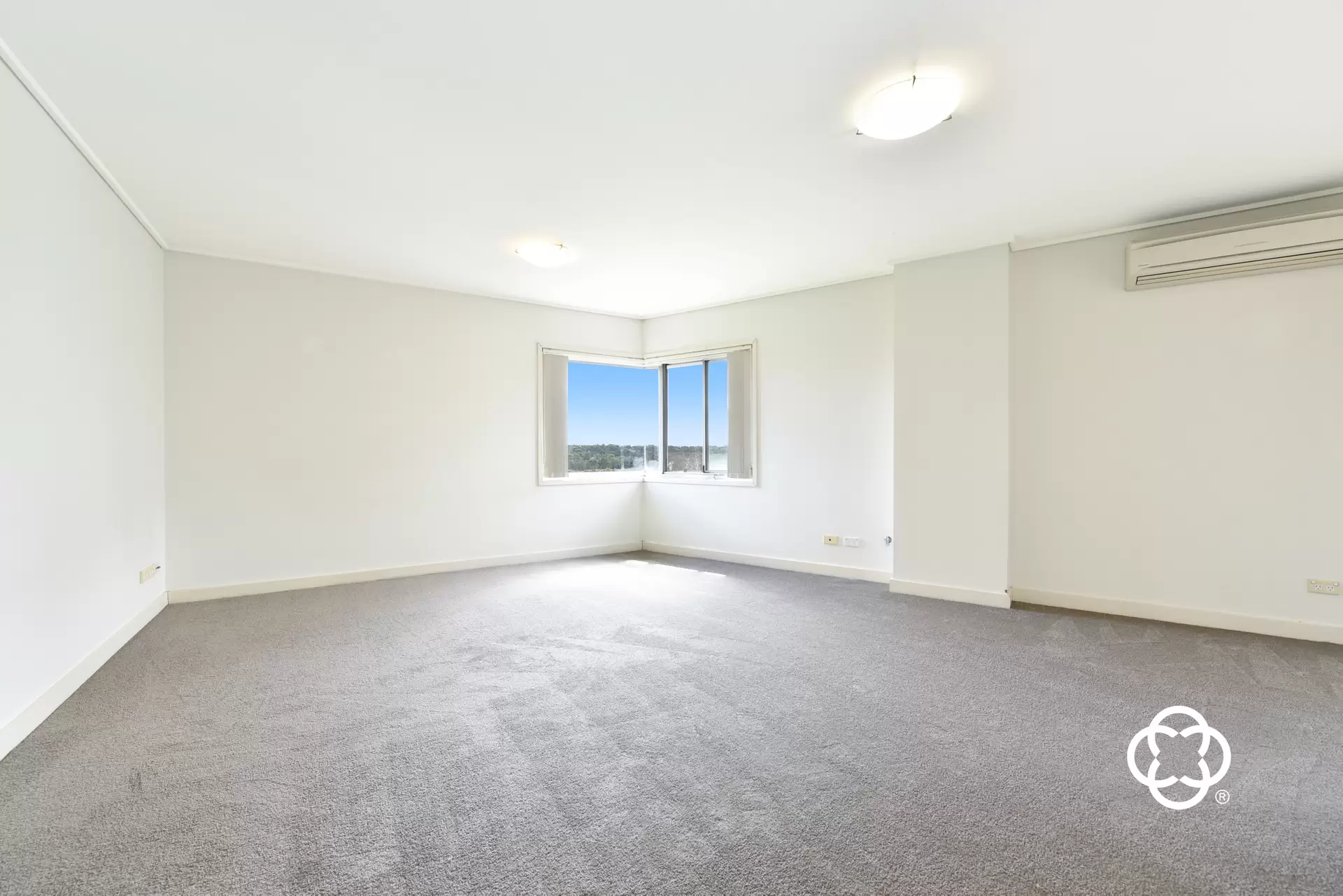 733/25 Bennelong Parkway, Wentworth Point Leased by Chidiac Realty - image 1