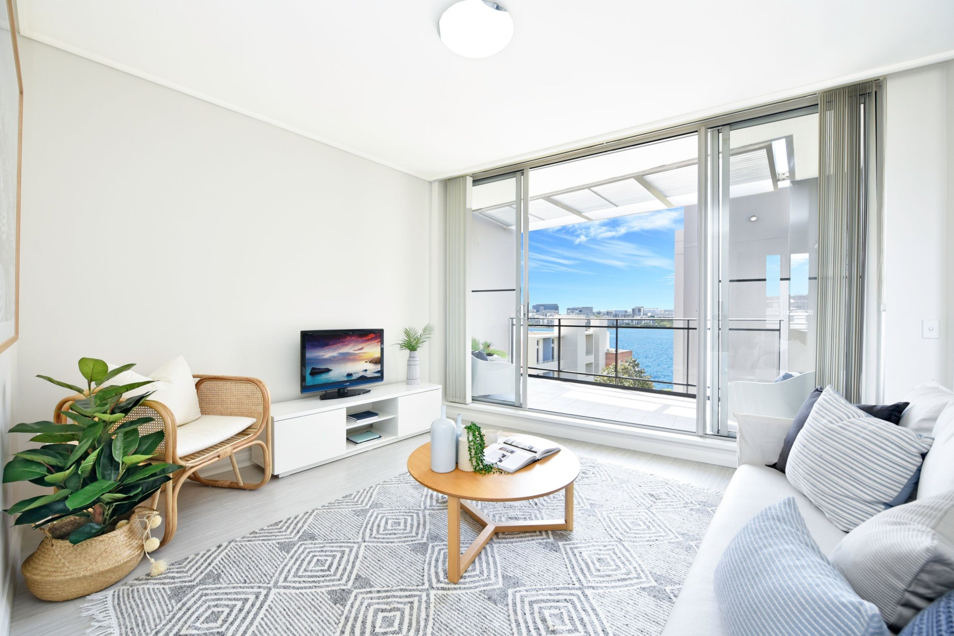 775/4 The Crescent, Wentworth Point Sold by Chidiac Realty - image 2