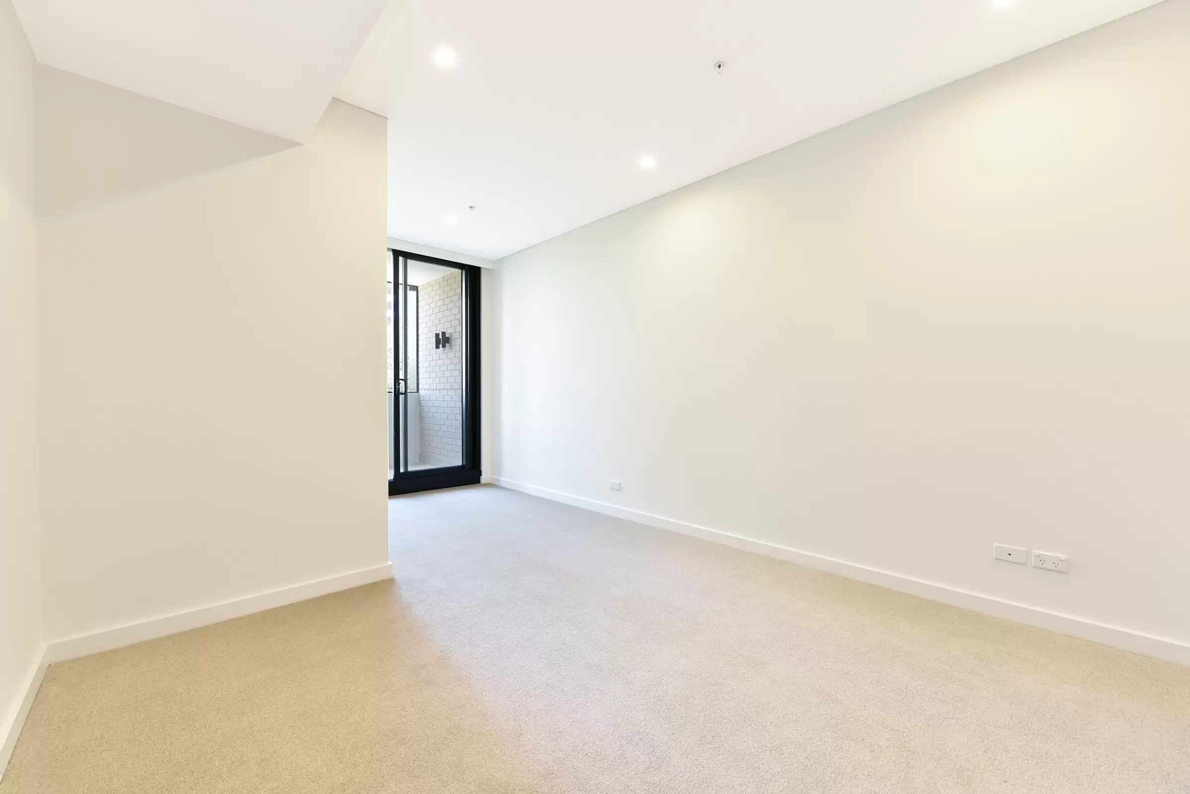 15/1A Gloucester Avenue, Burwood Leased by Chidiac Realty - image 3