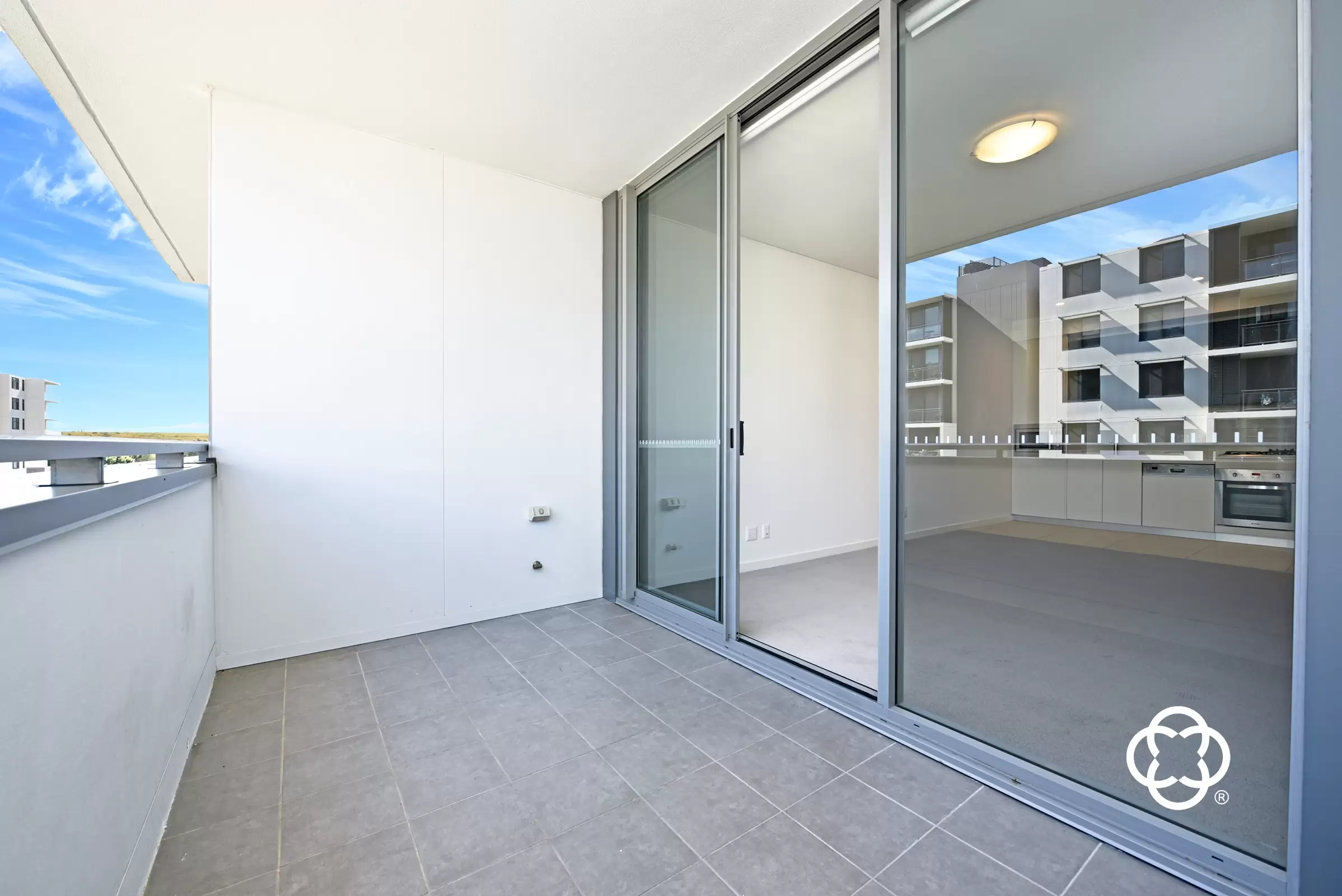 511/15 Baywater Drive, Wentworth Point Leased by Chidiac Realty - image 3