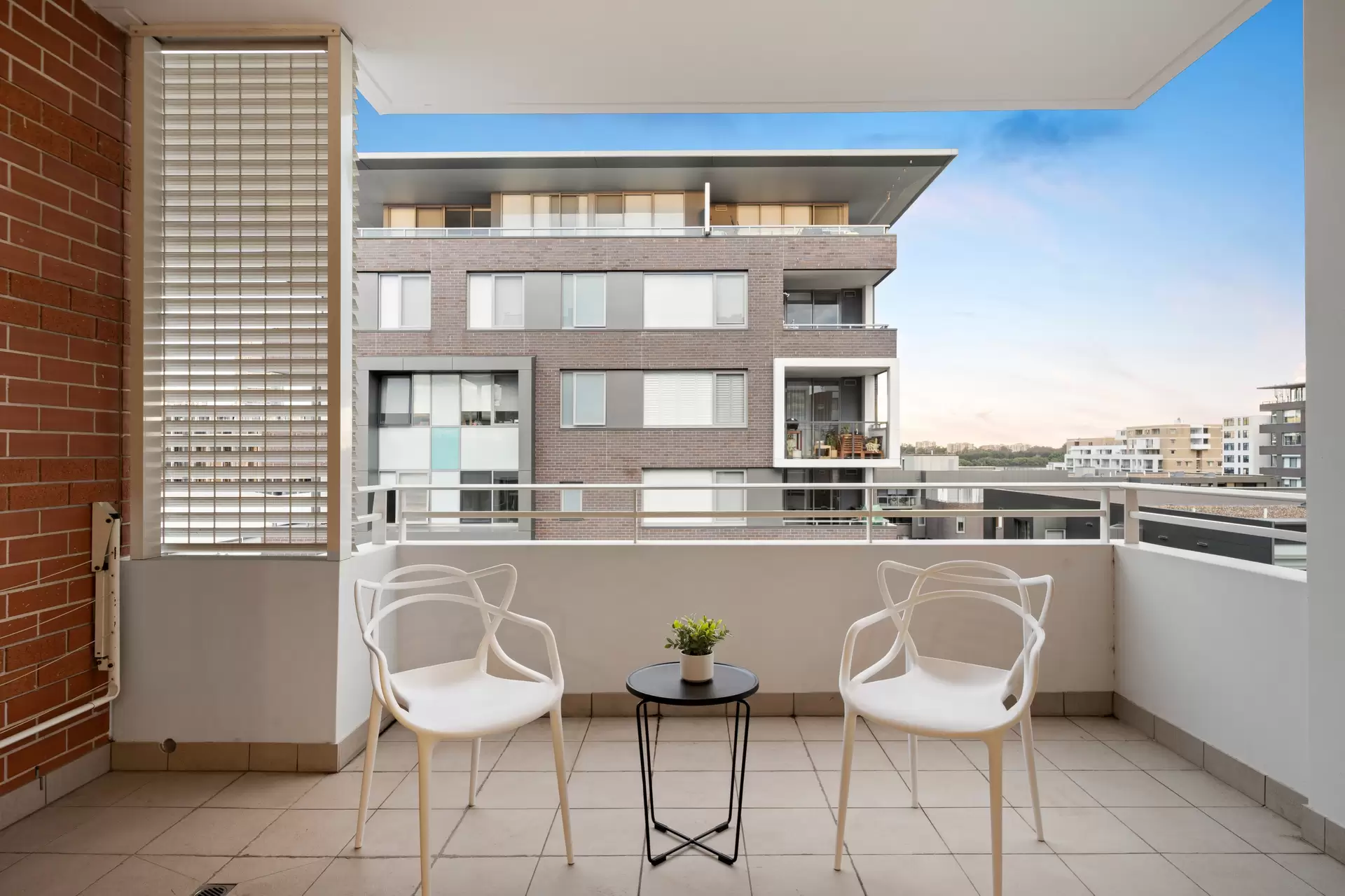 609/6 Nuvolari Place, Wentworth Point Sold by Chidiac Realty - image 1