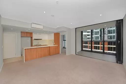 301/1 Wentworth Place, Wentworth Point Leased by Chidiac Realty