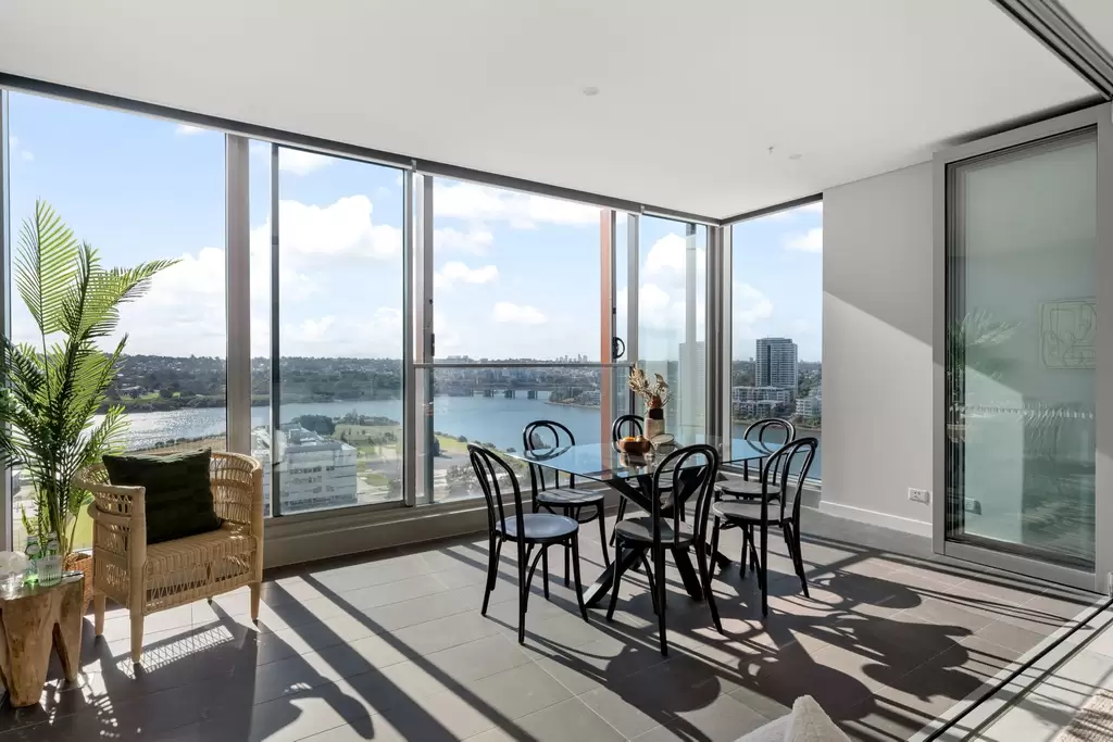 1801/18 Footbridge Boulevard, Wentworth Point Sold by Chidiac Realty