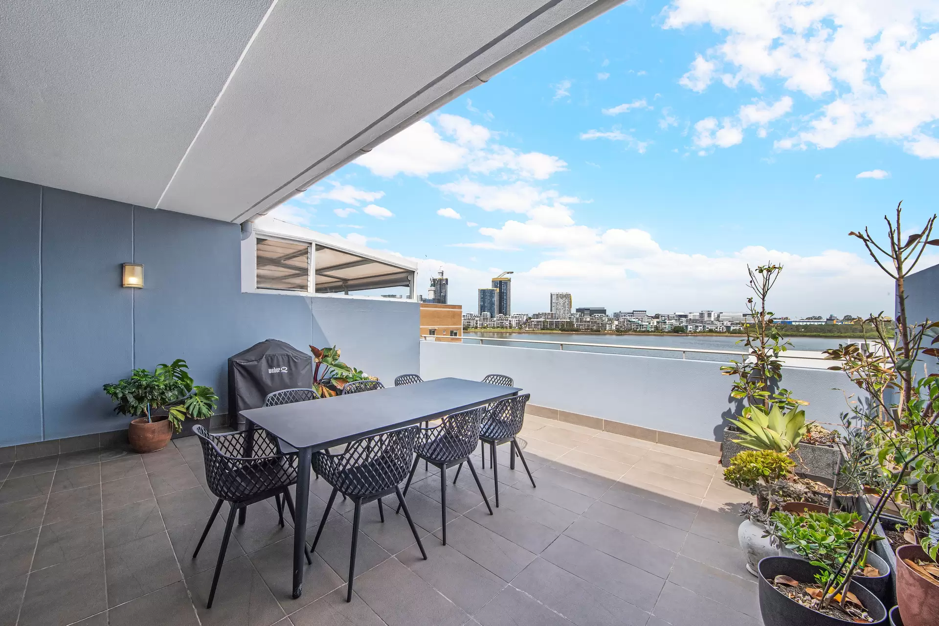 617/16 Marine Parade, Wentworth Point Sold by Chidiac Realty - image 1