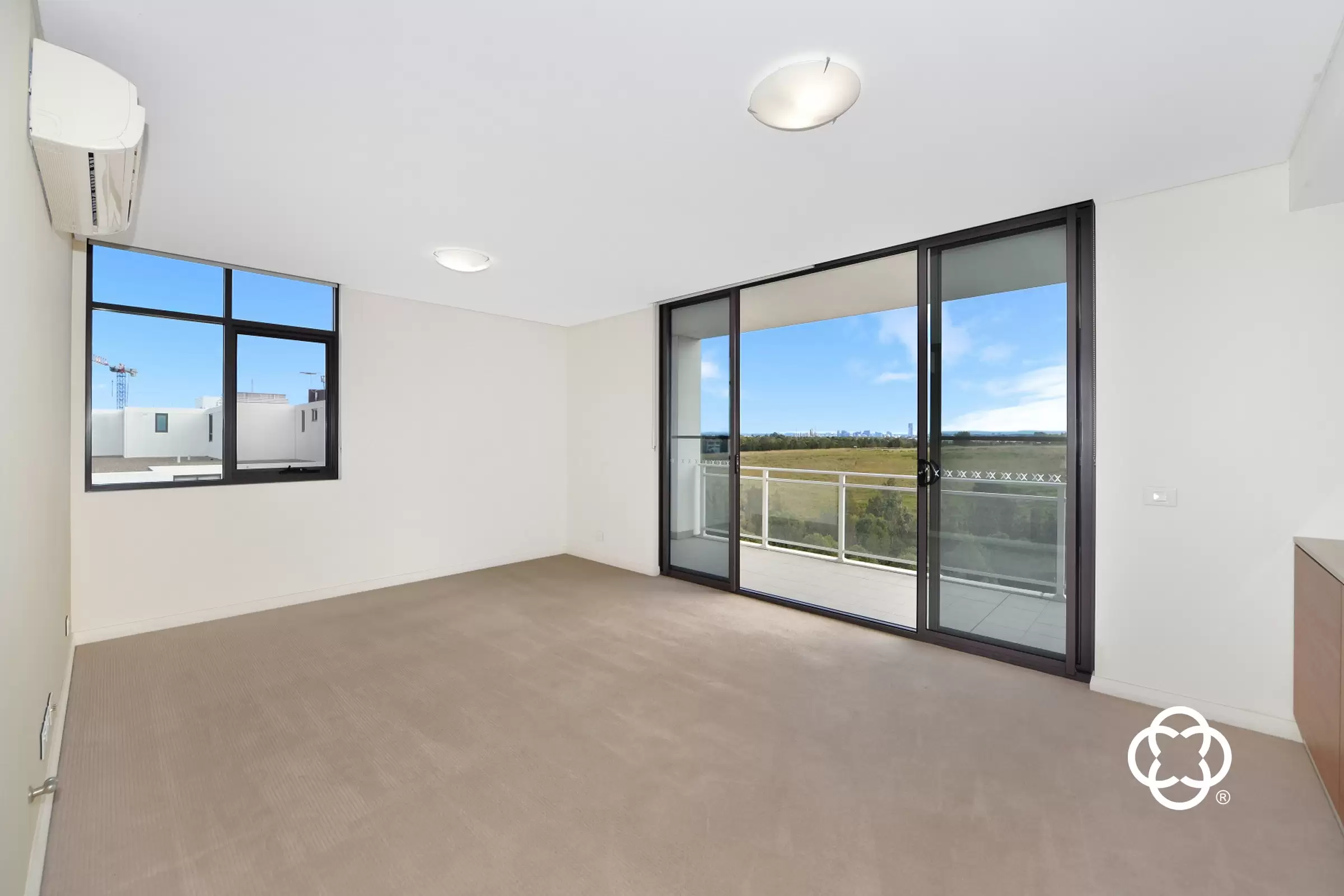 808/4 Baywater Drive, Wentworth Point Leased by Chidiac Realty - image 3